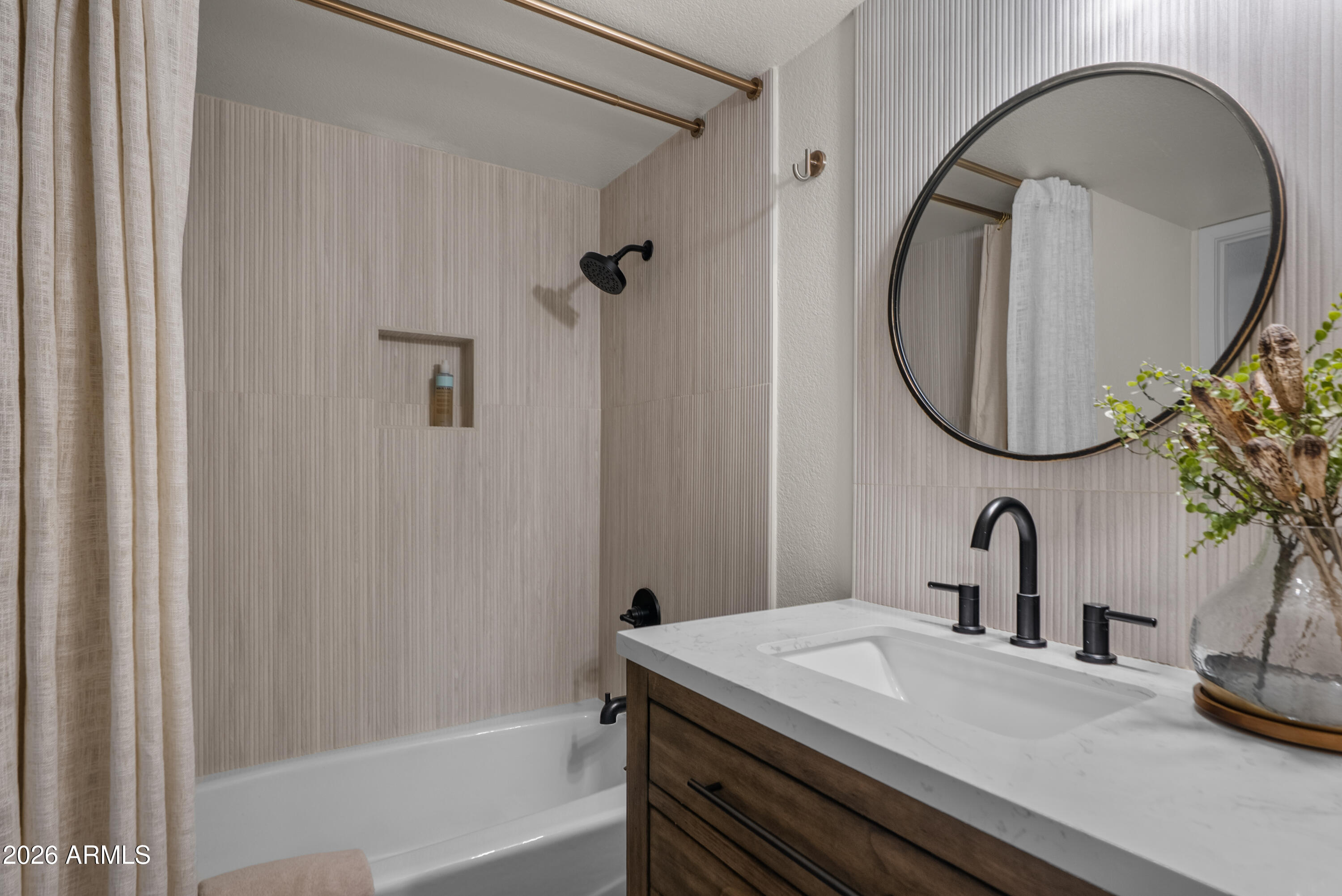 TIERRA ESTE PARK UNIT 4 - Residential
