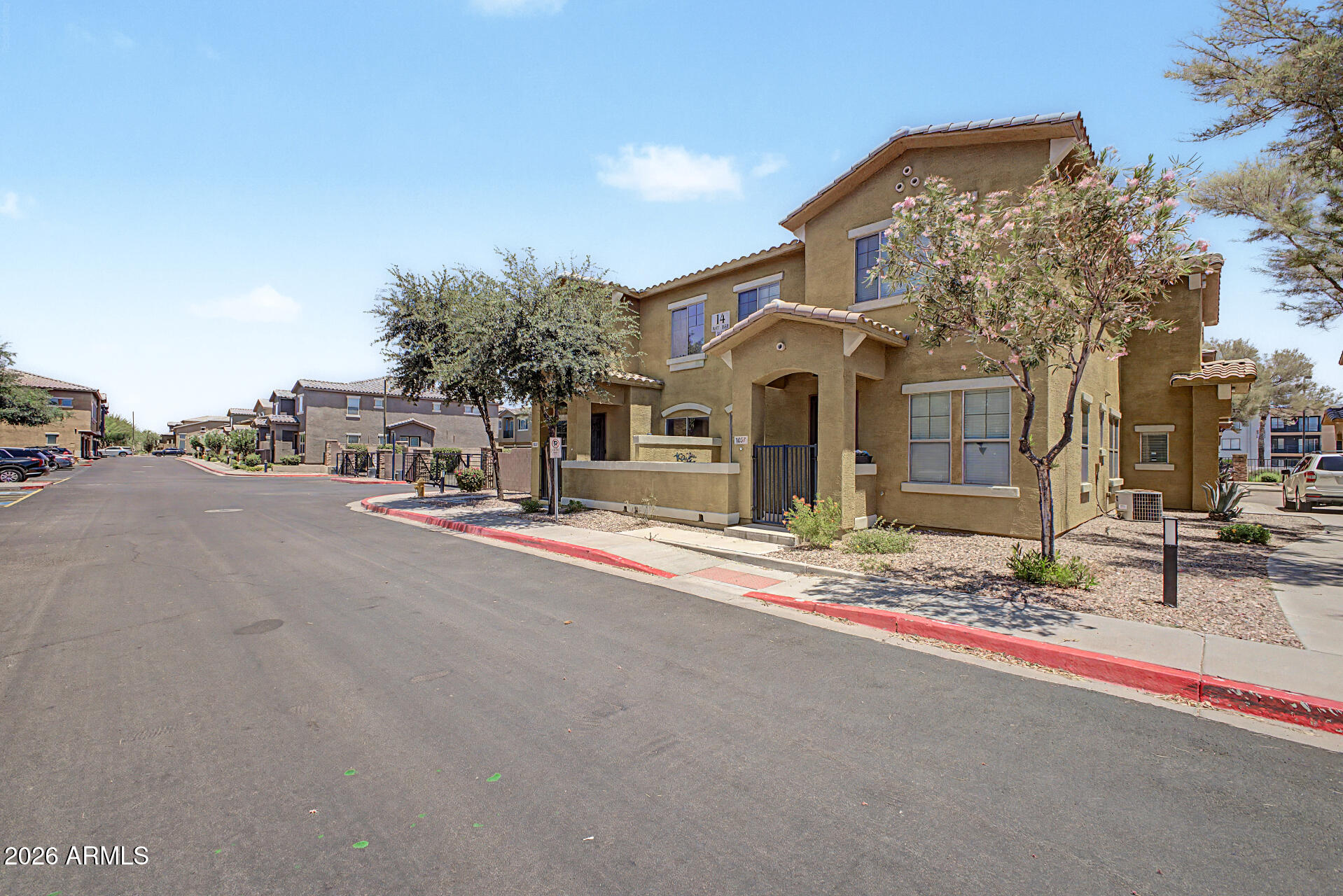 TOWNSQUARE AT SIERRA VERDE CONDOMINIUM - Residential
