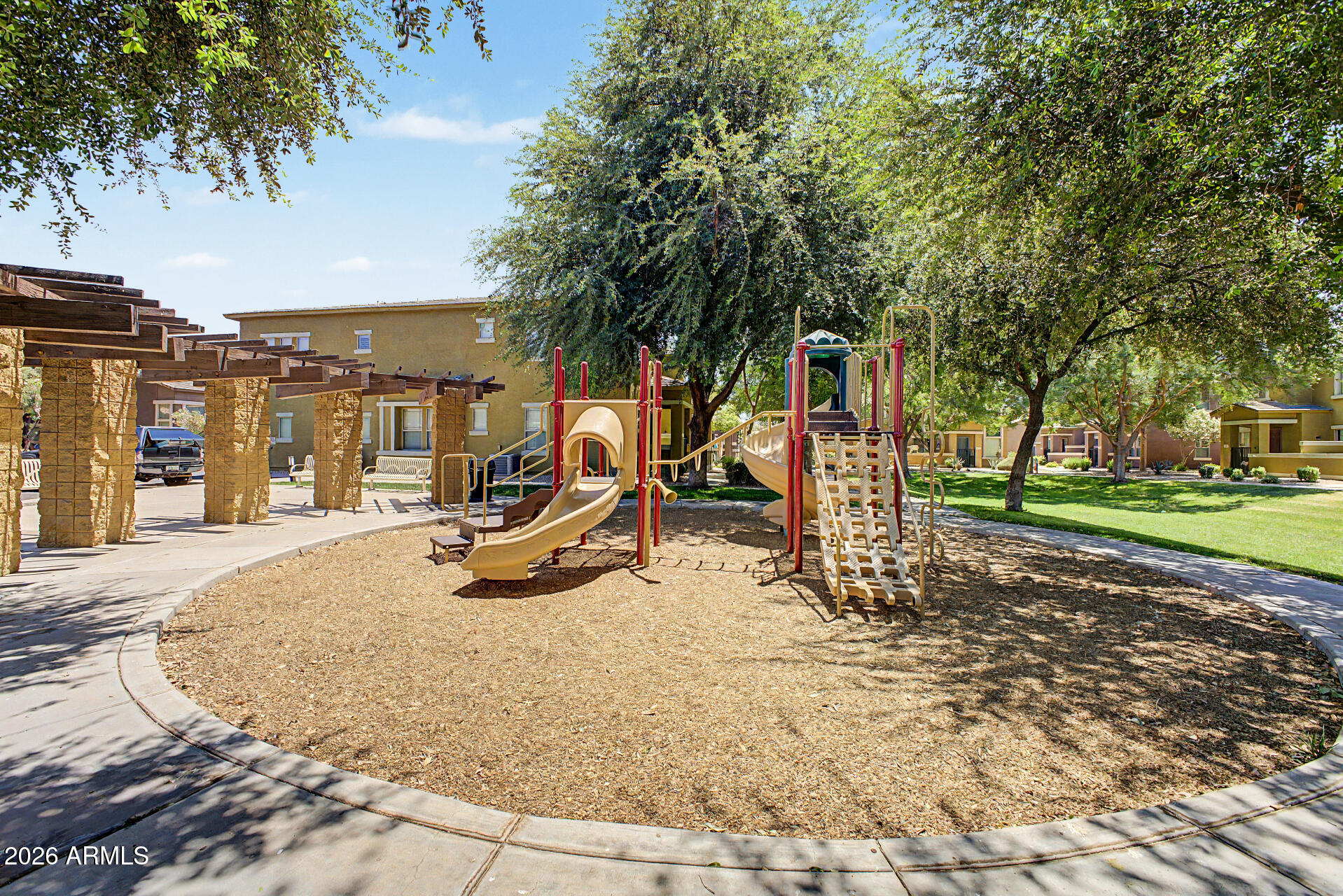 TOWNSQUARE AT SIERRA VERDE CONDOMINIUM - Residential