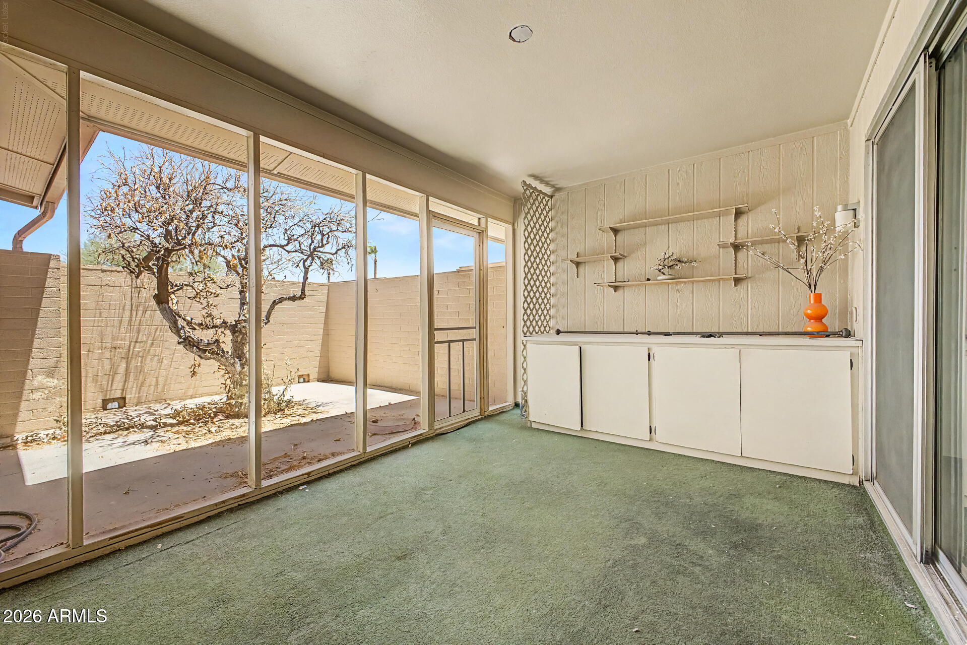 SUN CITY WEST UNIT 1 MCR 200-1 LOT 160 TOG W/UNDIV 1-74 INT IN TR C - Residential