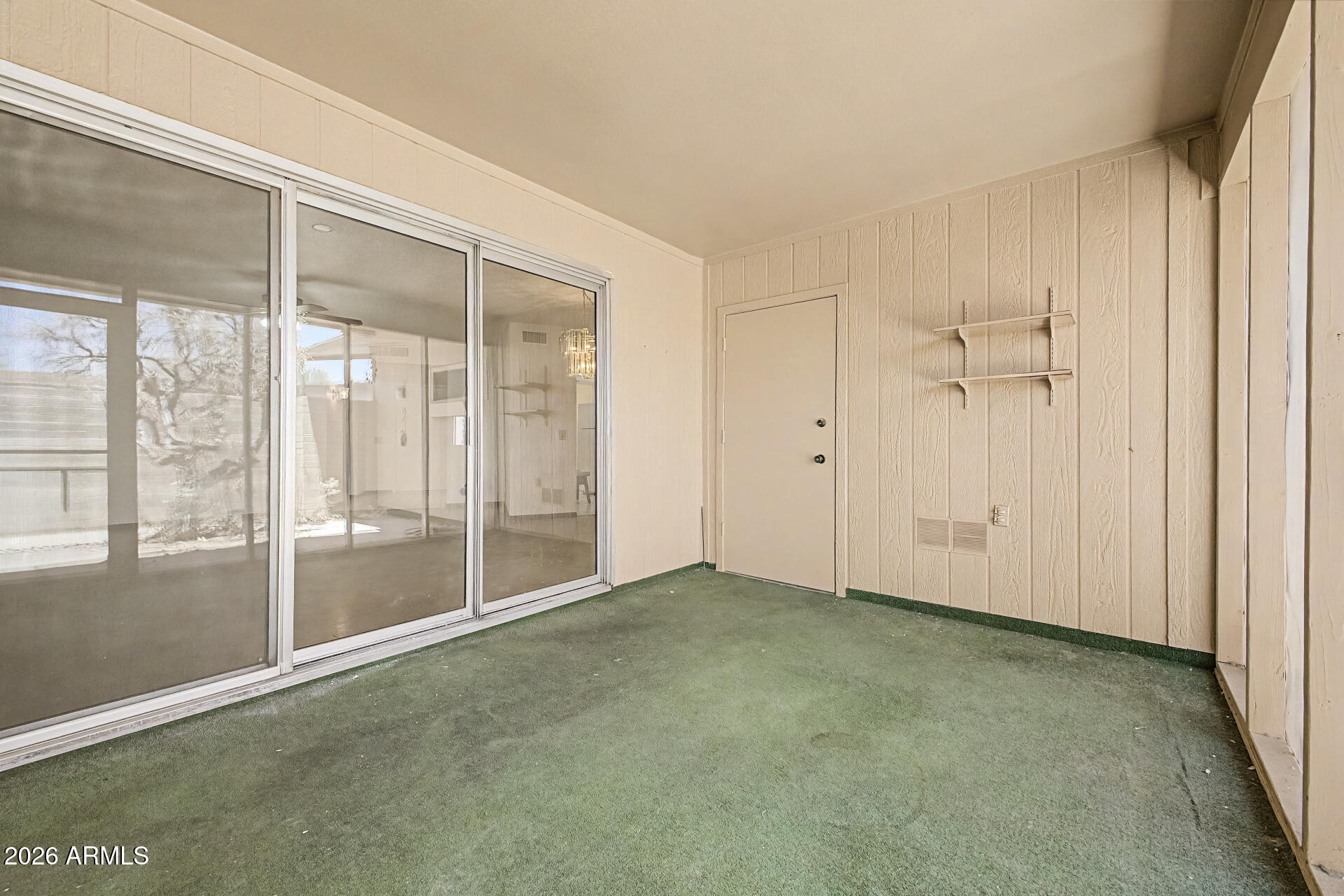 SUN CITY WEST UNIT 1 MCR 200-1 LOT 160 TOG W/UNDIV 1-74 INT IN TR C - Residential