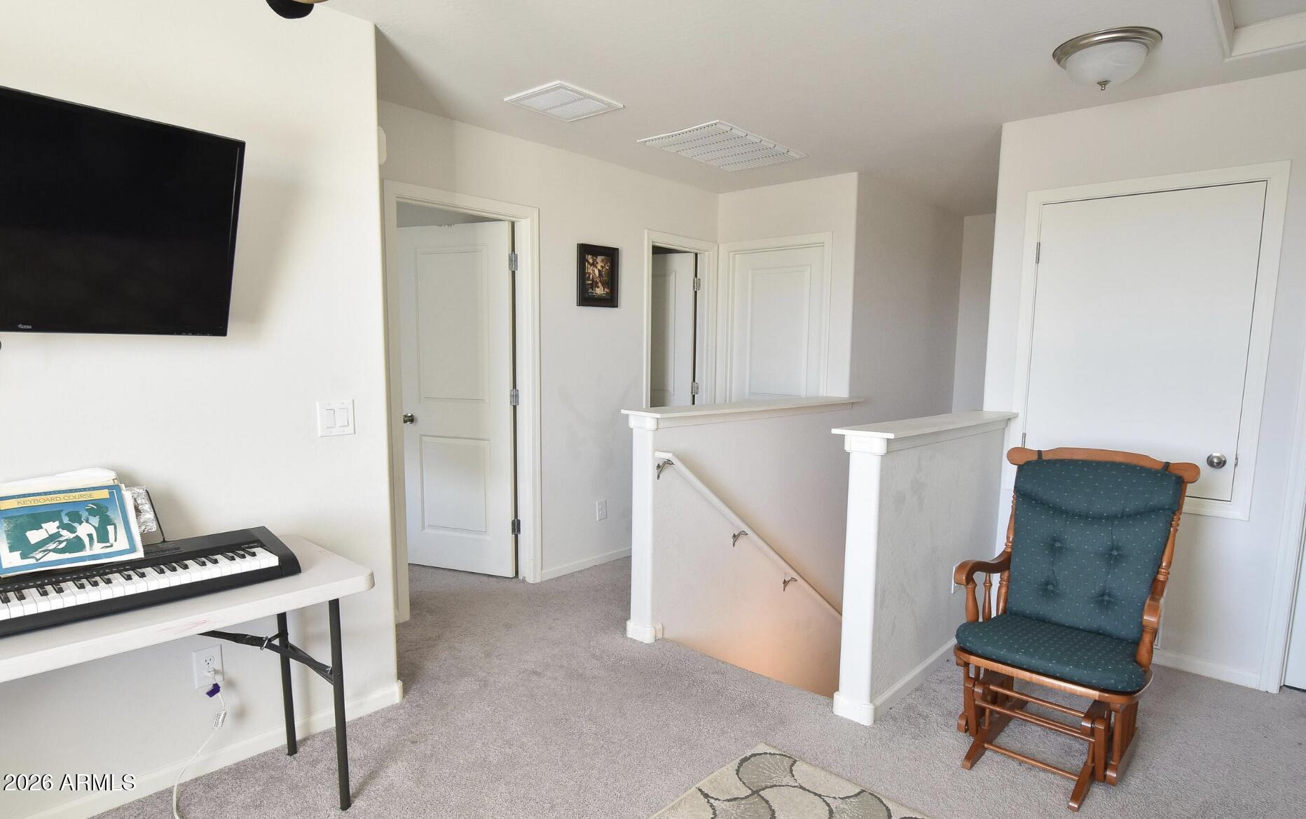 DOMINION CREEK - Residential Lease