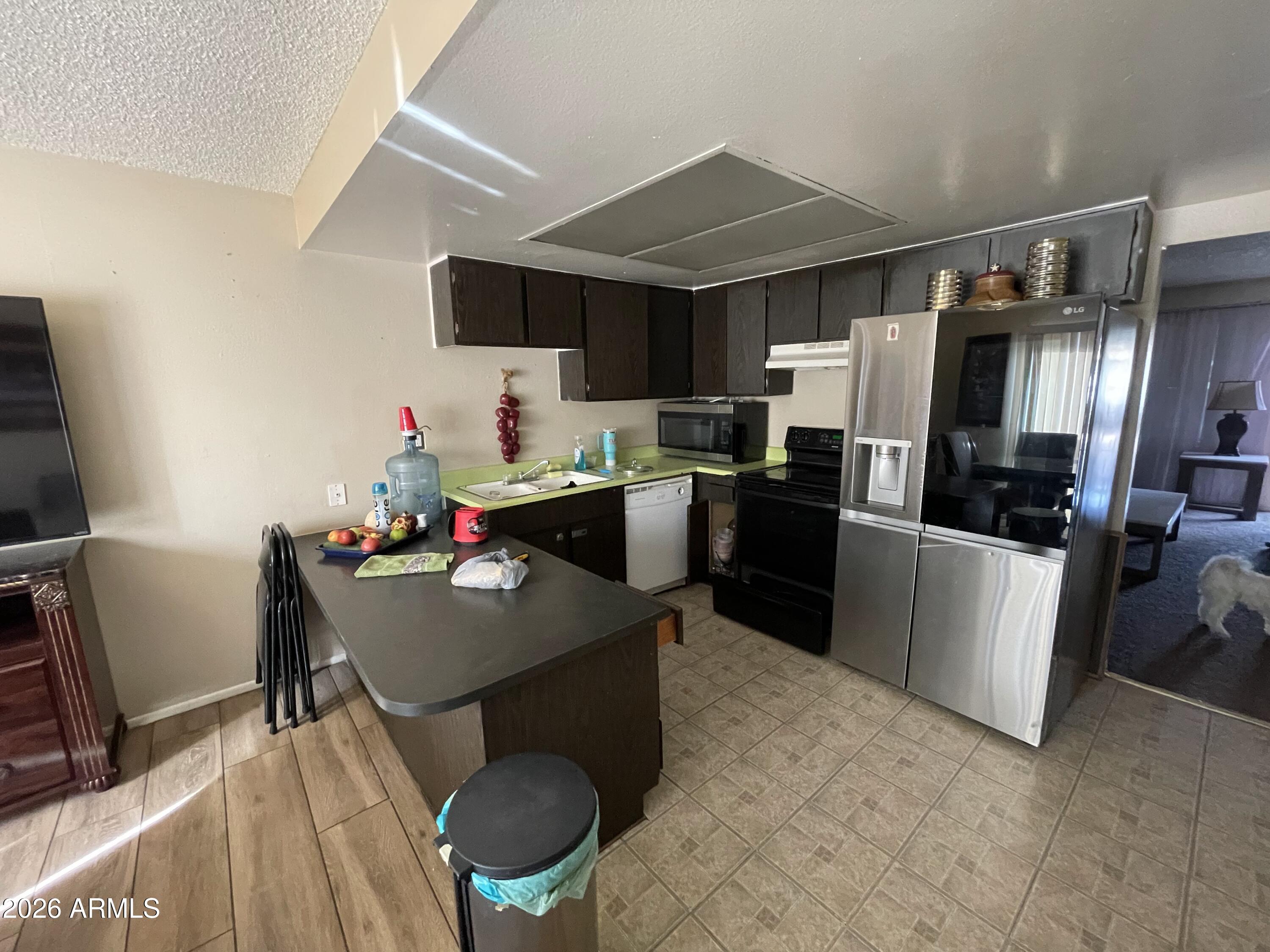 PARKWAY VILLAGE - Residential Income