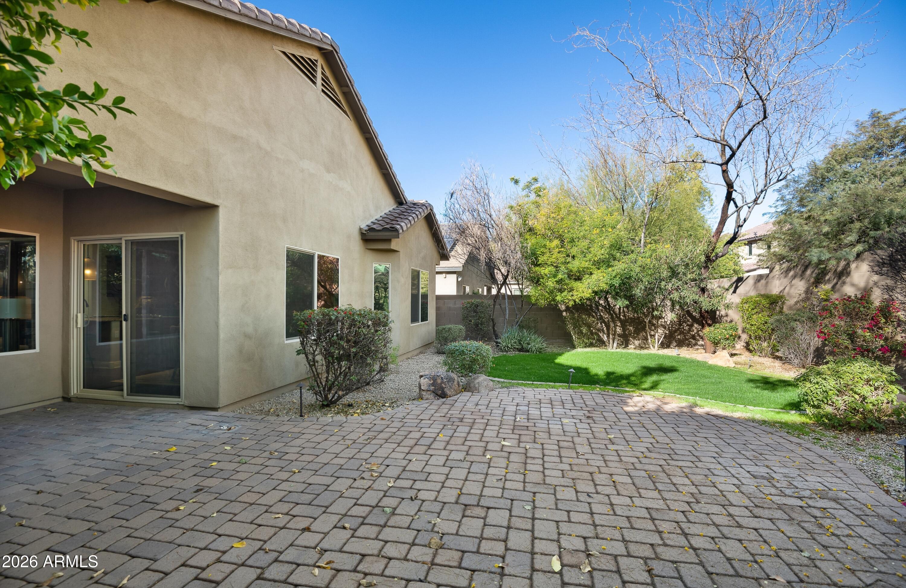 DESERT RIDGE SUPERBLOCK 11 PARCEL 3 - Residential