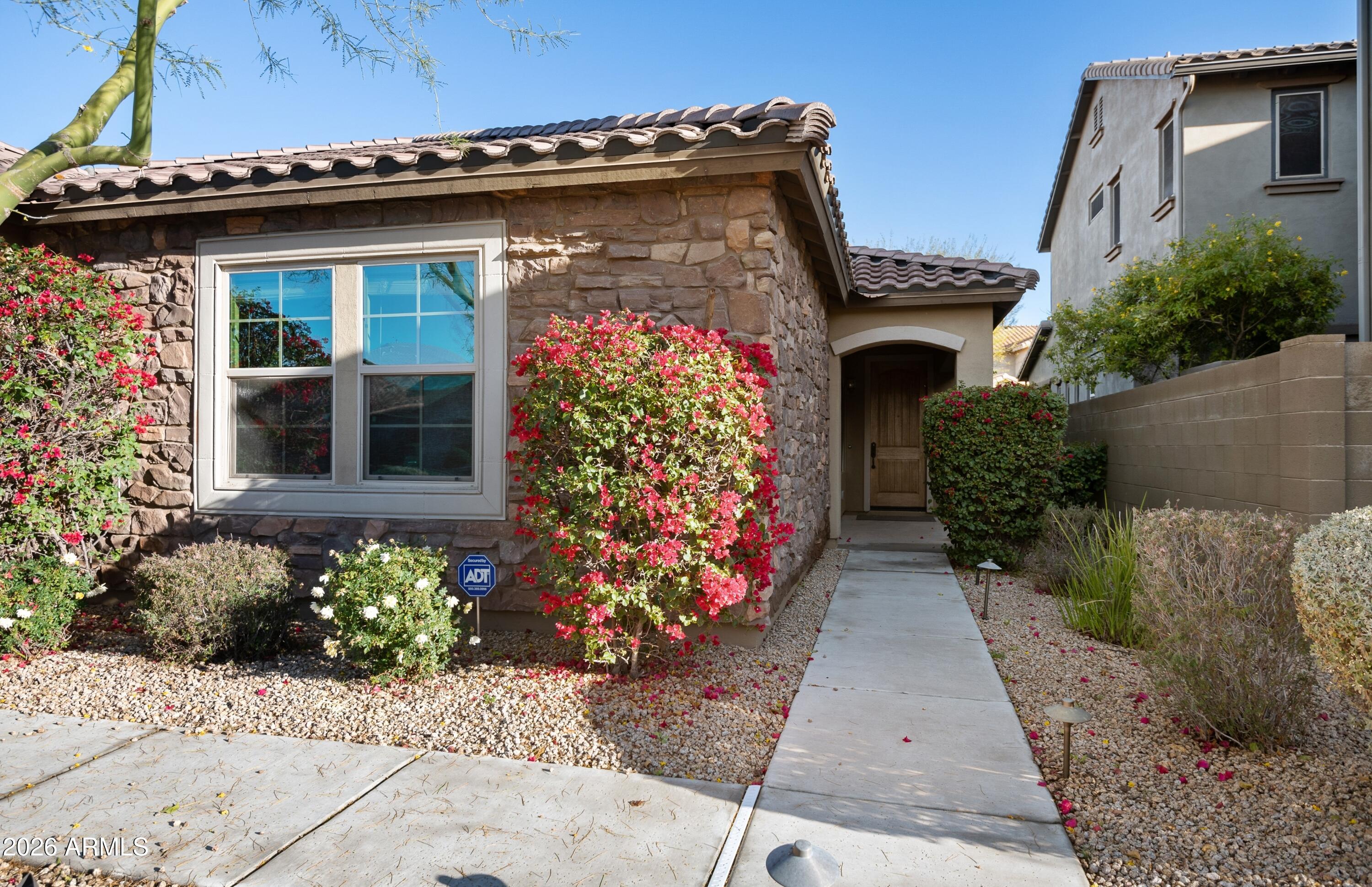 DESERT RIDGE SUPERBLOCK 11 PARCEL 3 - Residential