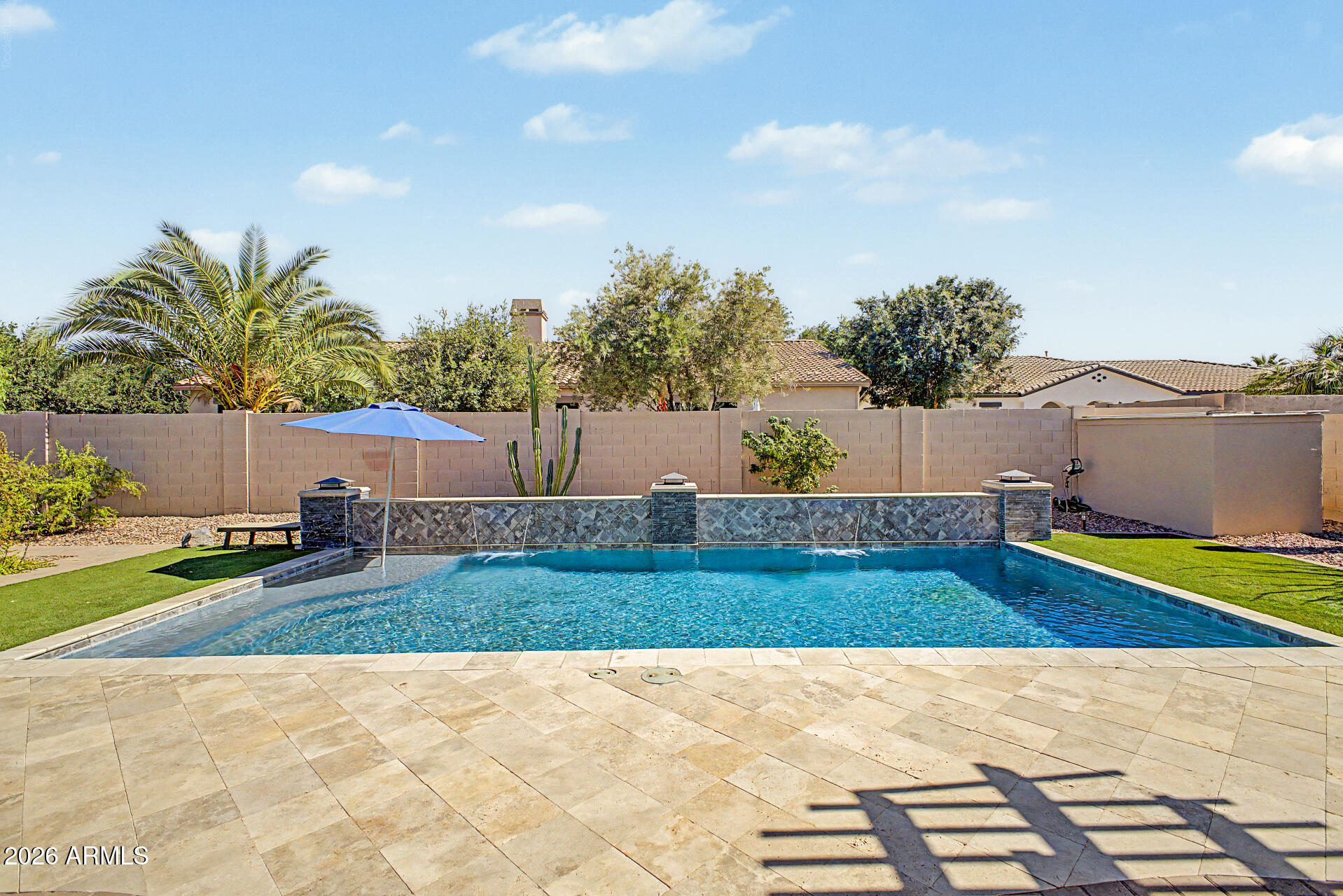MONTELENA - Residential