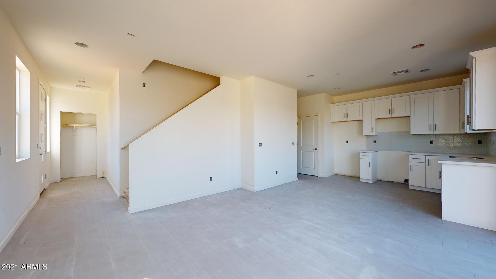 UPTOWN ON YALE - Residential Income