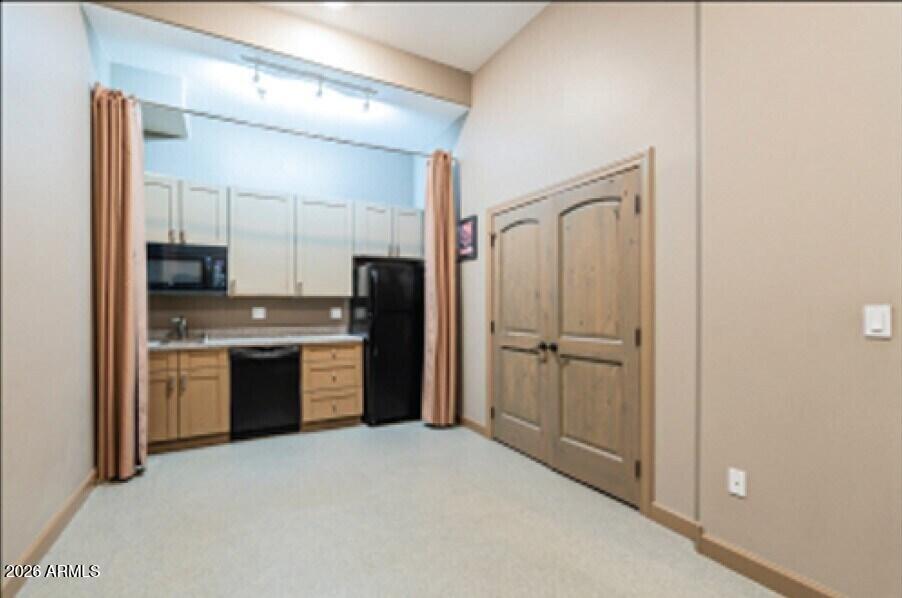 ZAHARA PROFESSIONAL OFFICES AMD - Commercial Sale