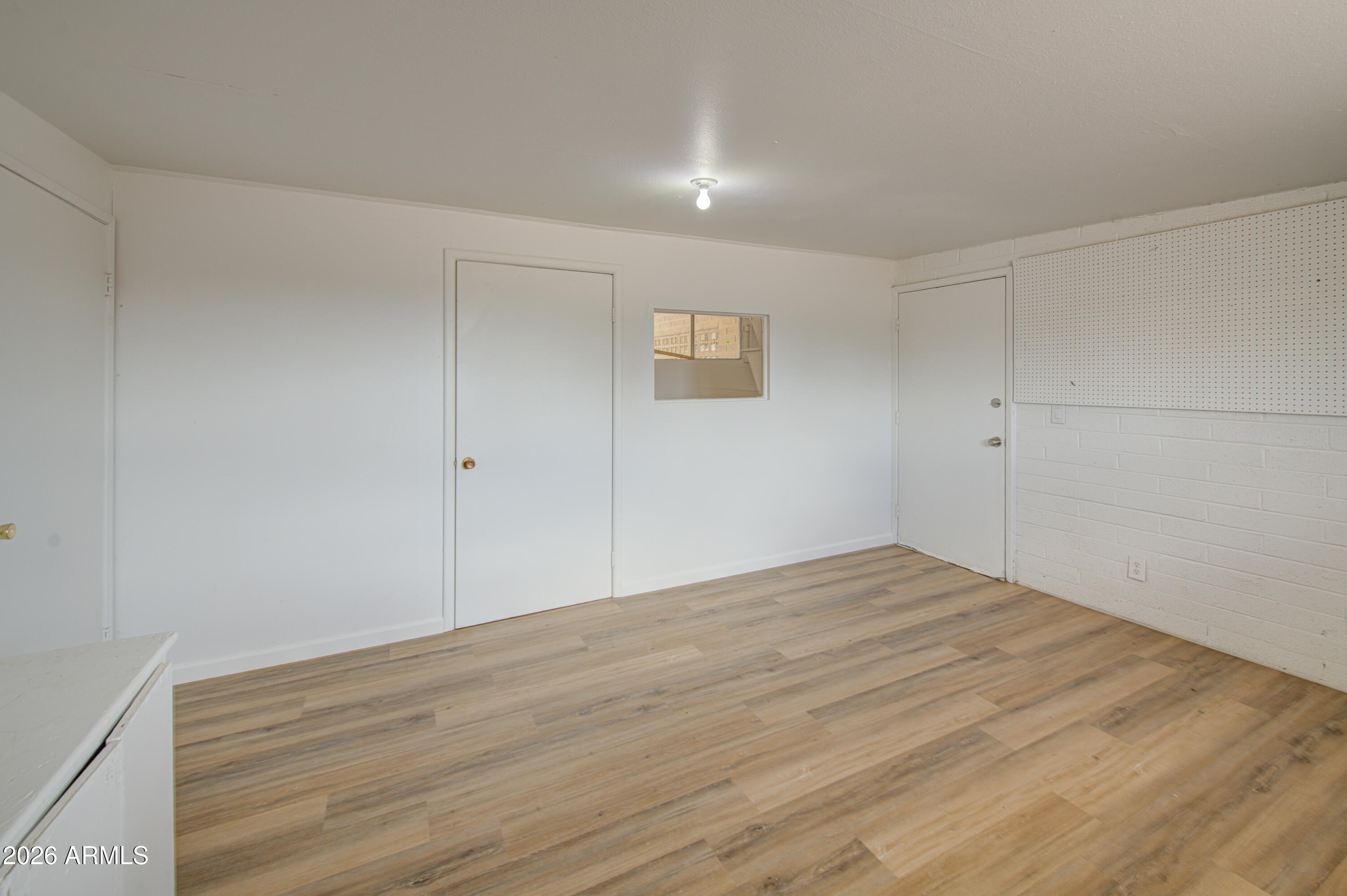 APACHE HOMES - Residential