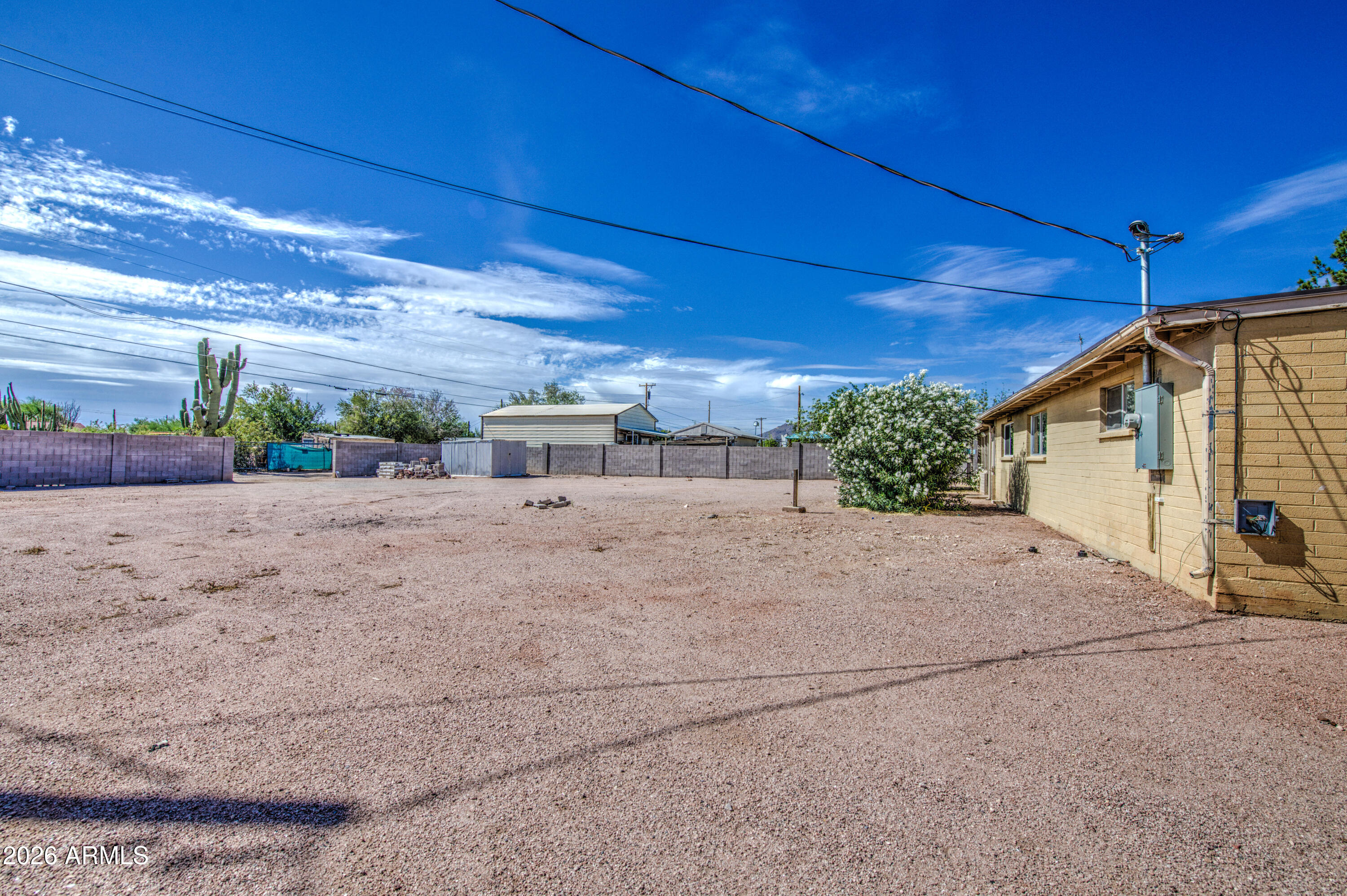 APACHE HOMES - Residential