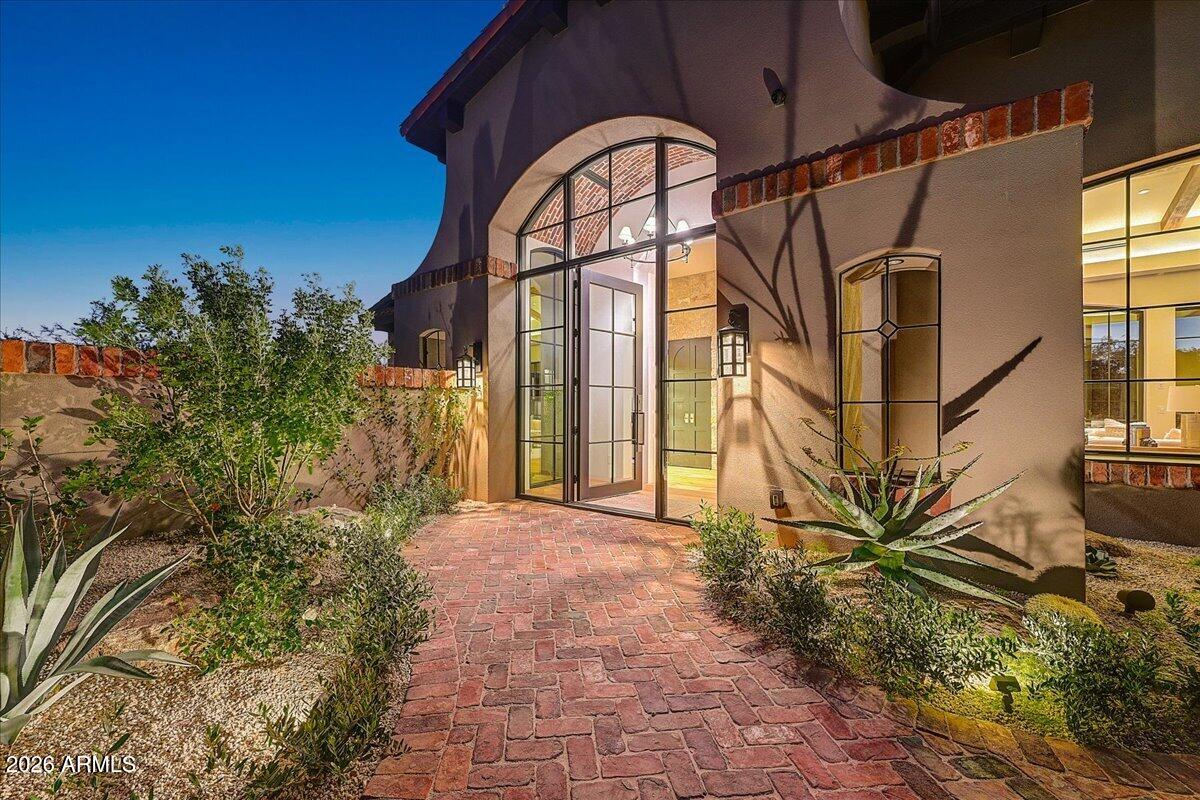DESERT MOUNTAIN - Residential