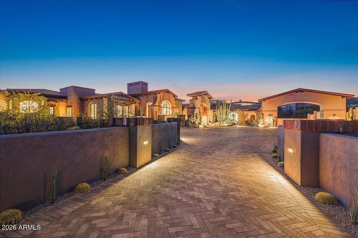 DESERT MOUNTAIN - Residential