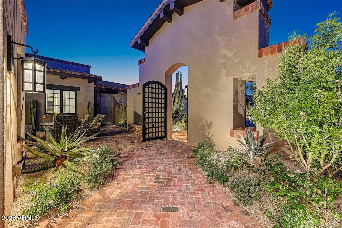 DESERT MOUNTAIN - Residential