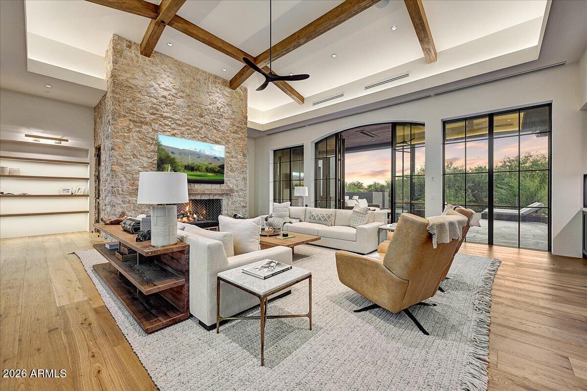 DESERT MOUNTAIN - Residential