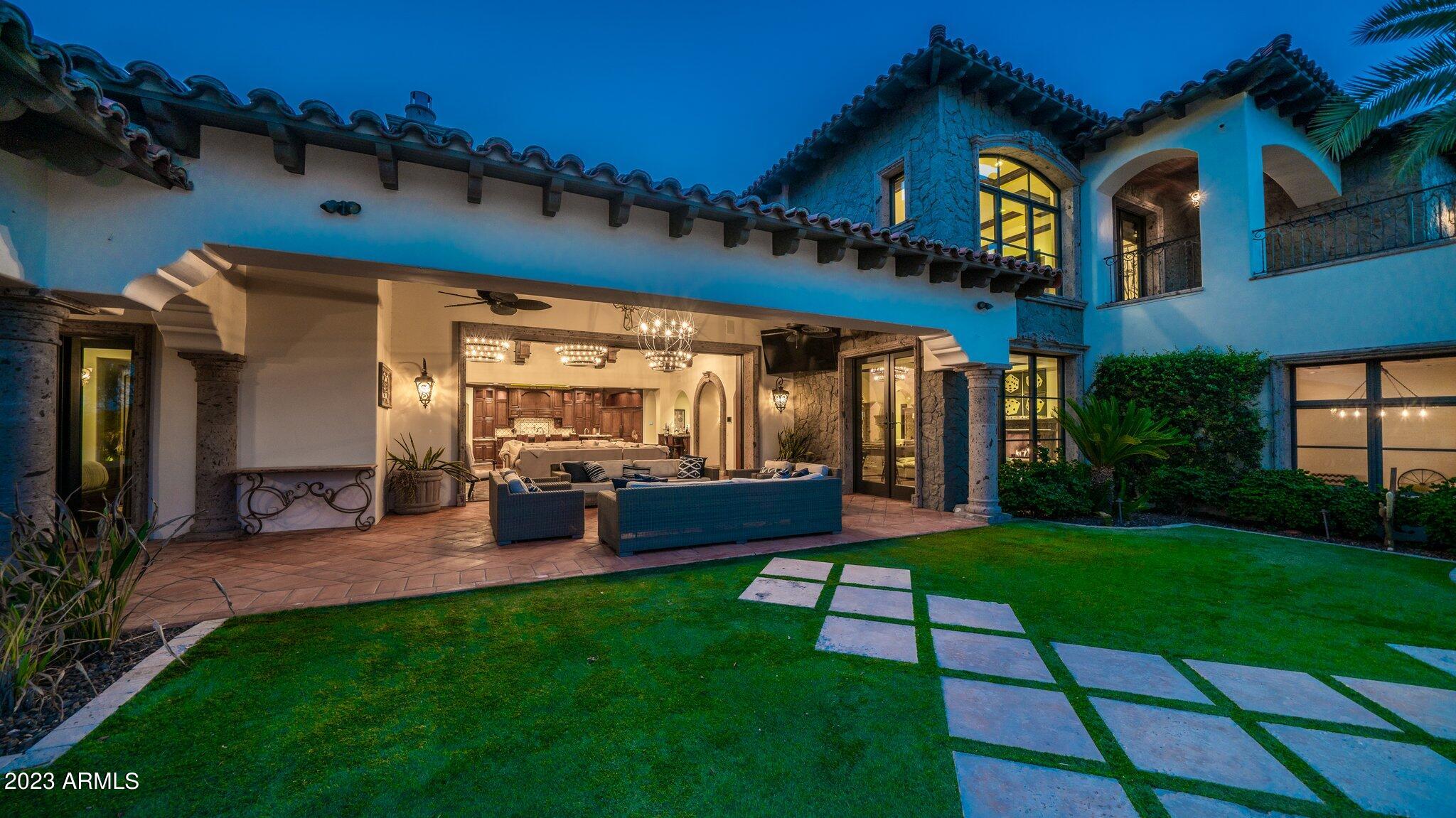 ROLLING HILLS HEIGHTS - Residential