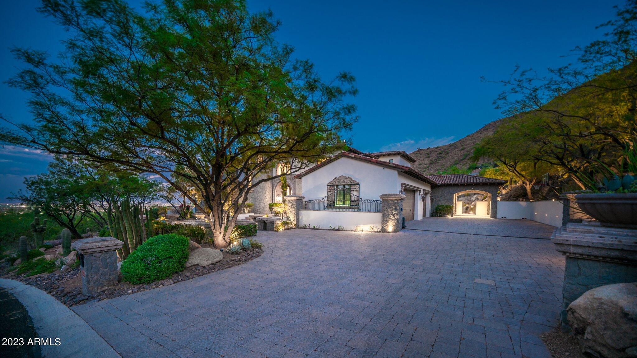 ROLLING HILLS HEIGHTS - Residential