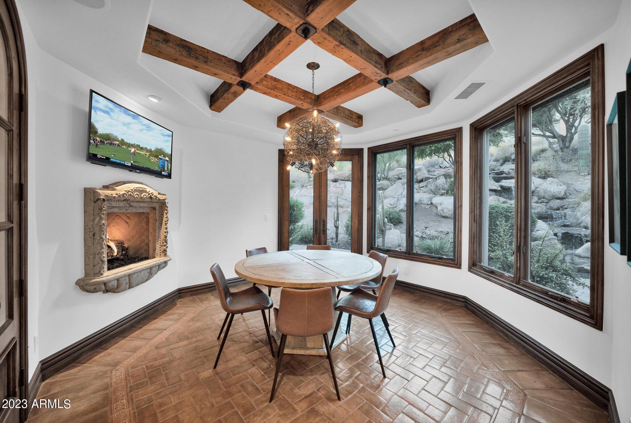 ROLLING HILLS HEIGHTS - Residential