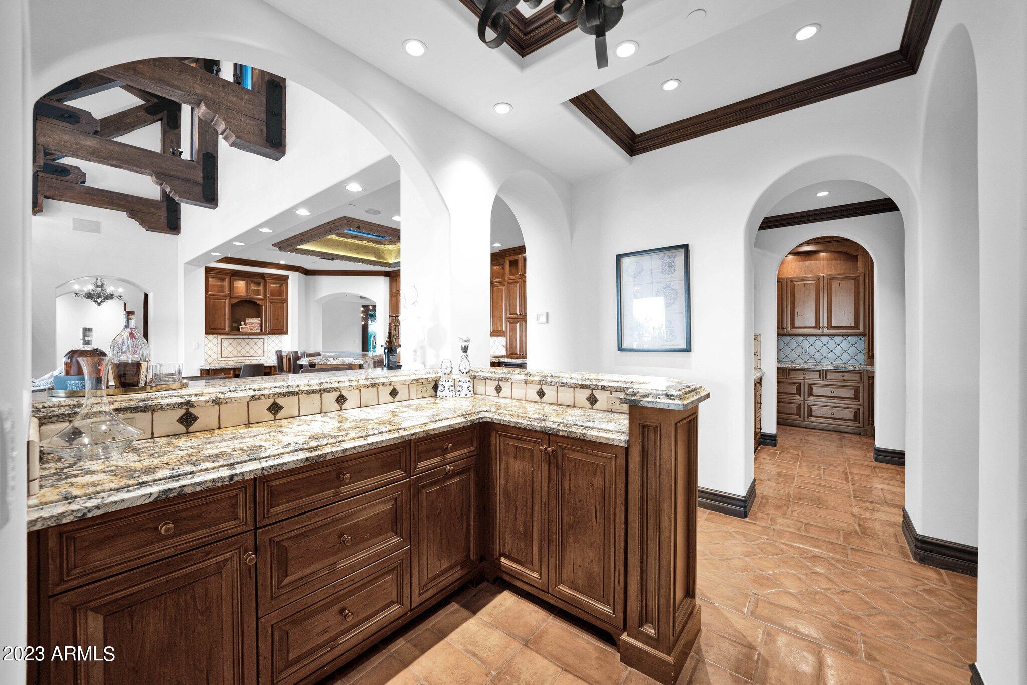 ROLLING HILLS HEIGHTS - Residential