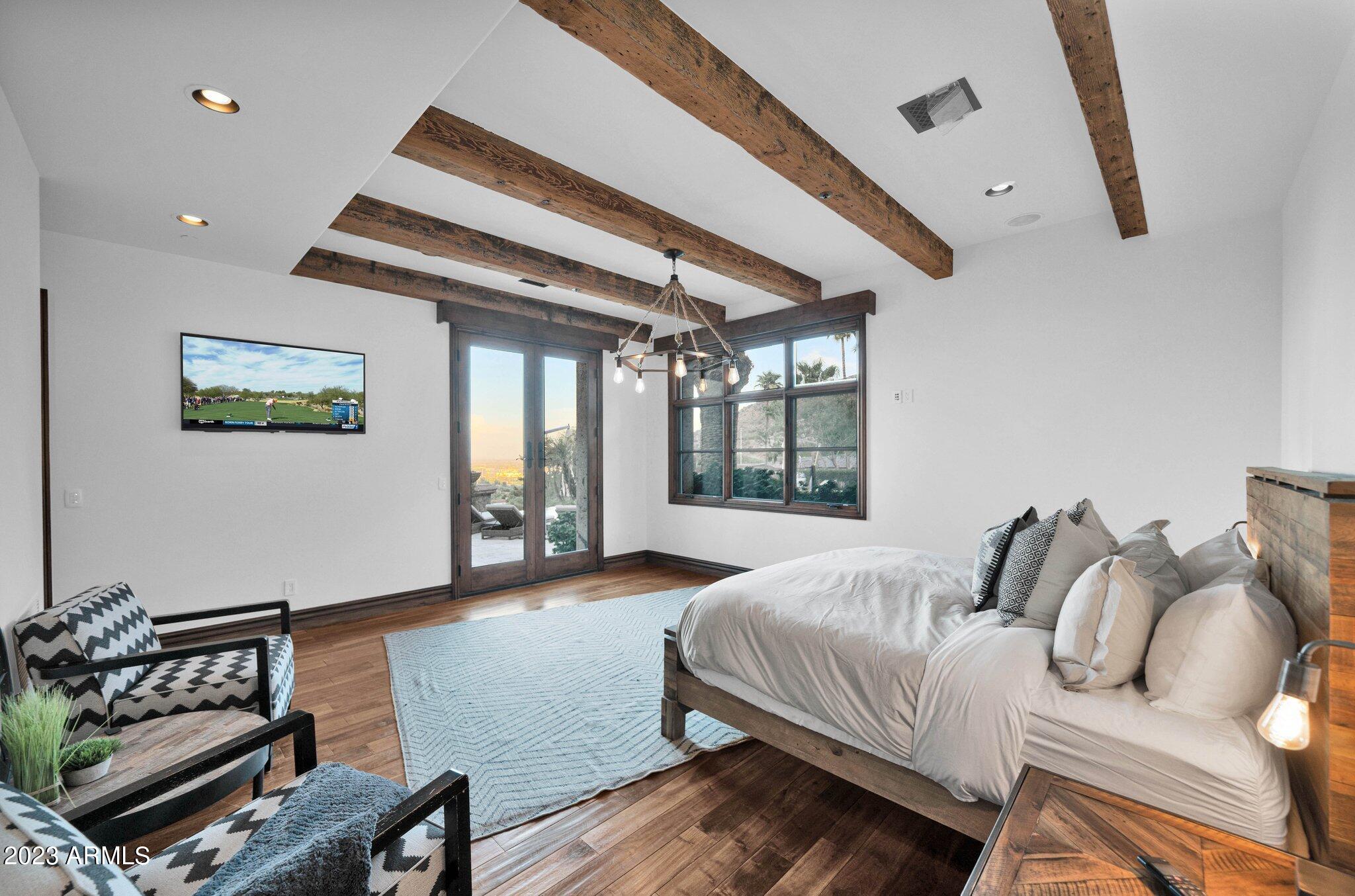 ROLLING HILLS HEIGHTS - Residential