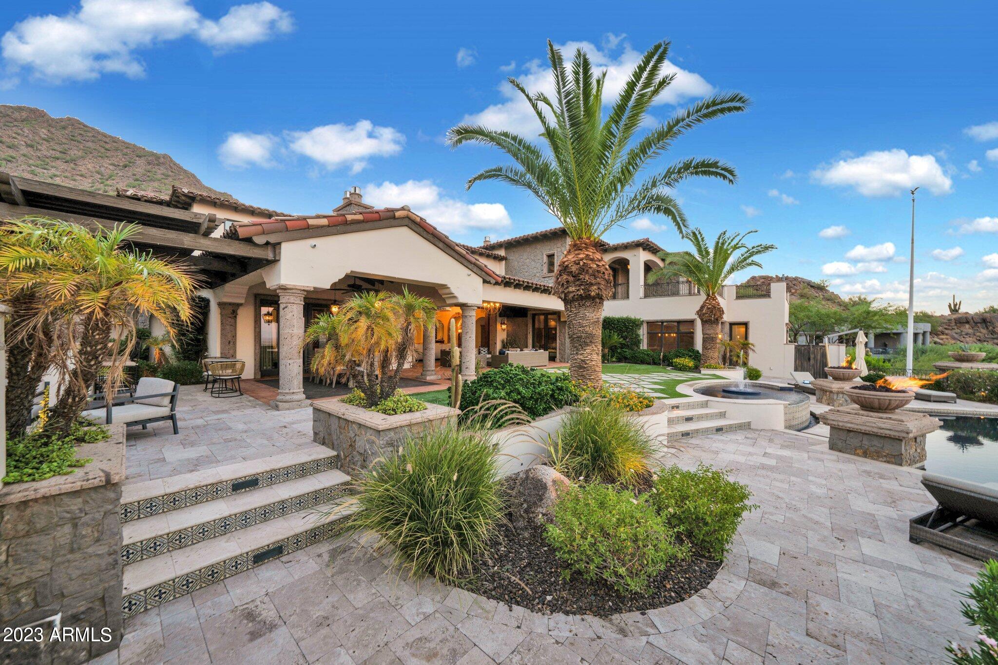 ROLLING HILLS HEIGHTS - Residential