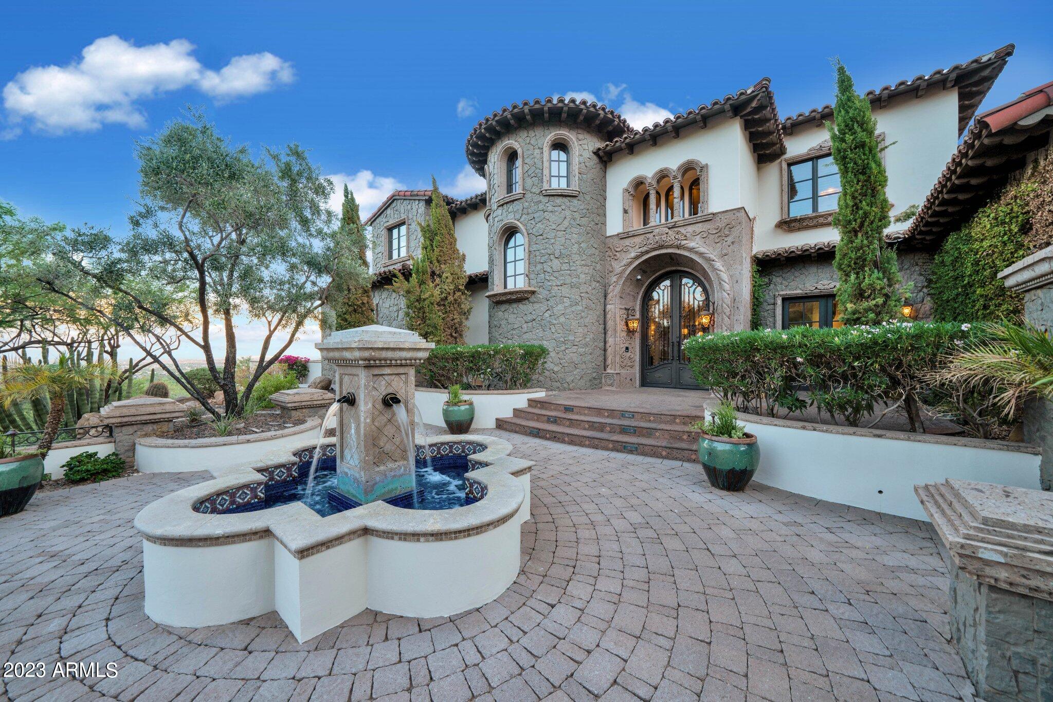 ROLLING HILLS HEIGHTS - Residential