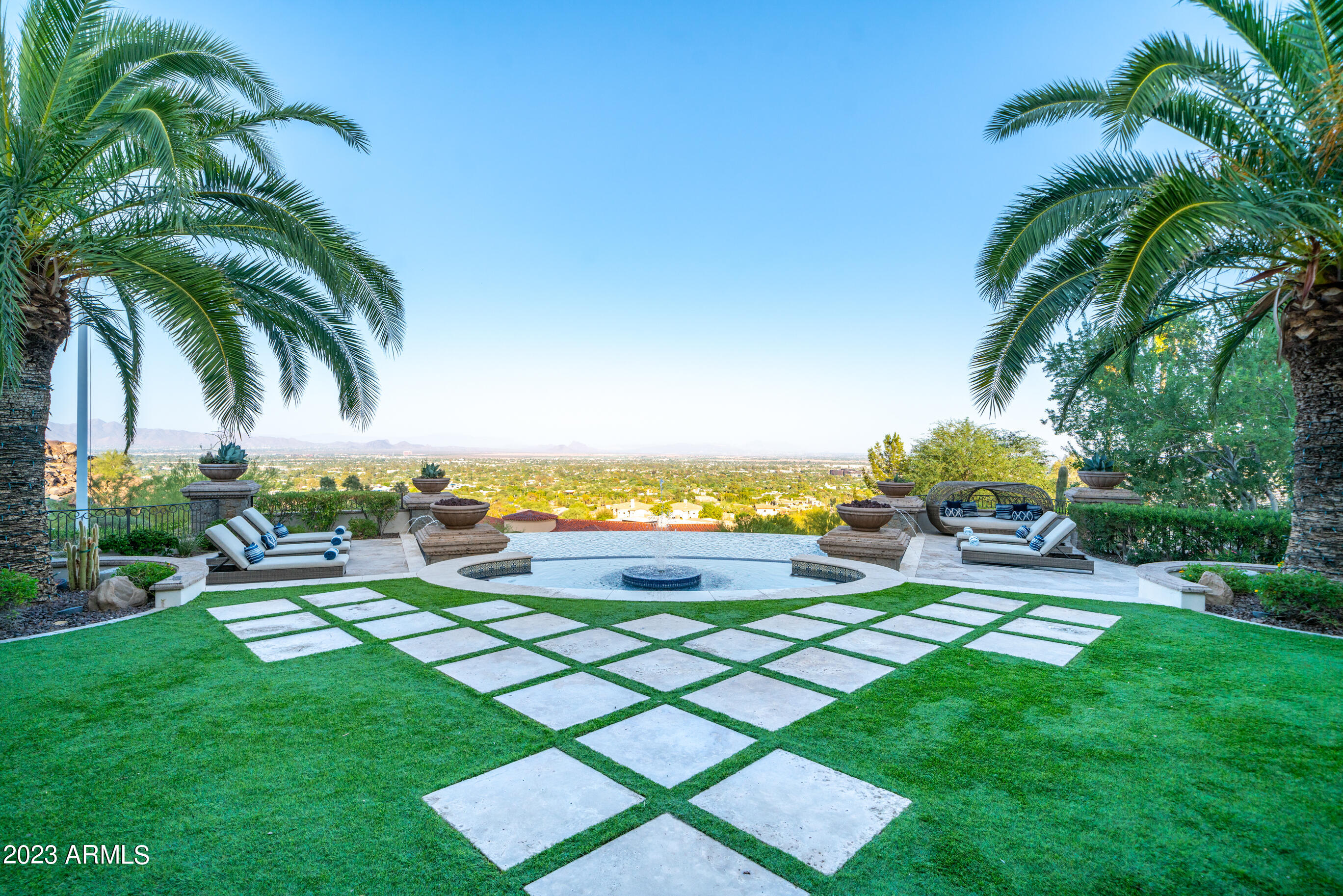 ROLLING HILLS HEIGHTS - Residential