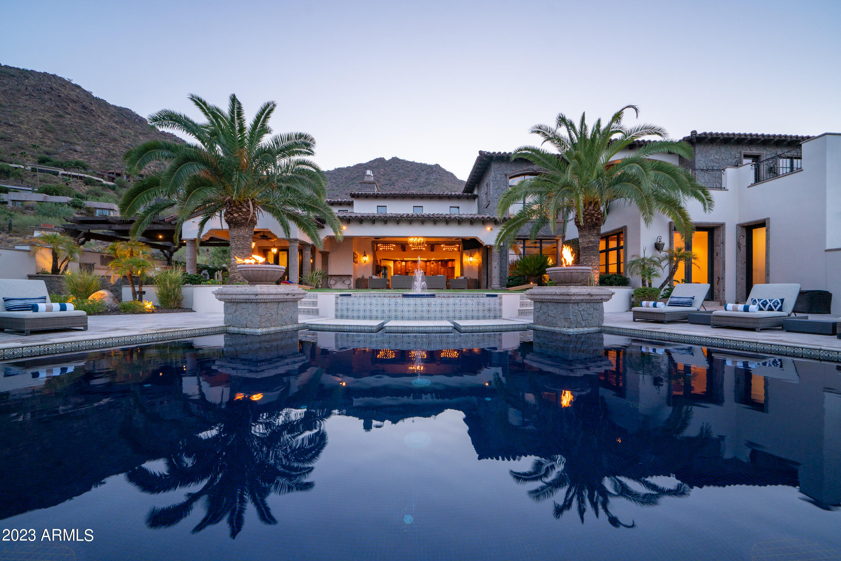ROLLING HILLS HEIGHTS - Residential