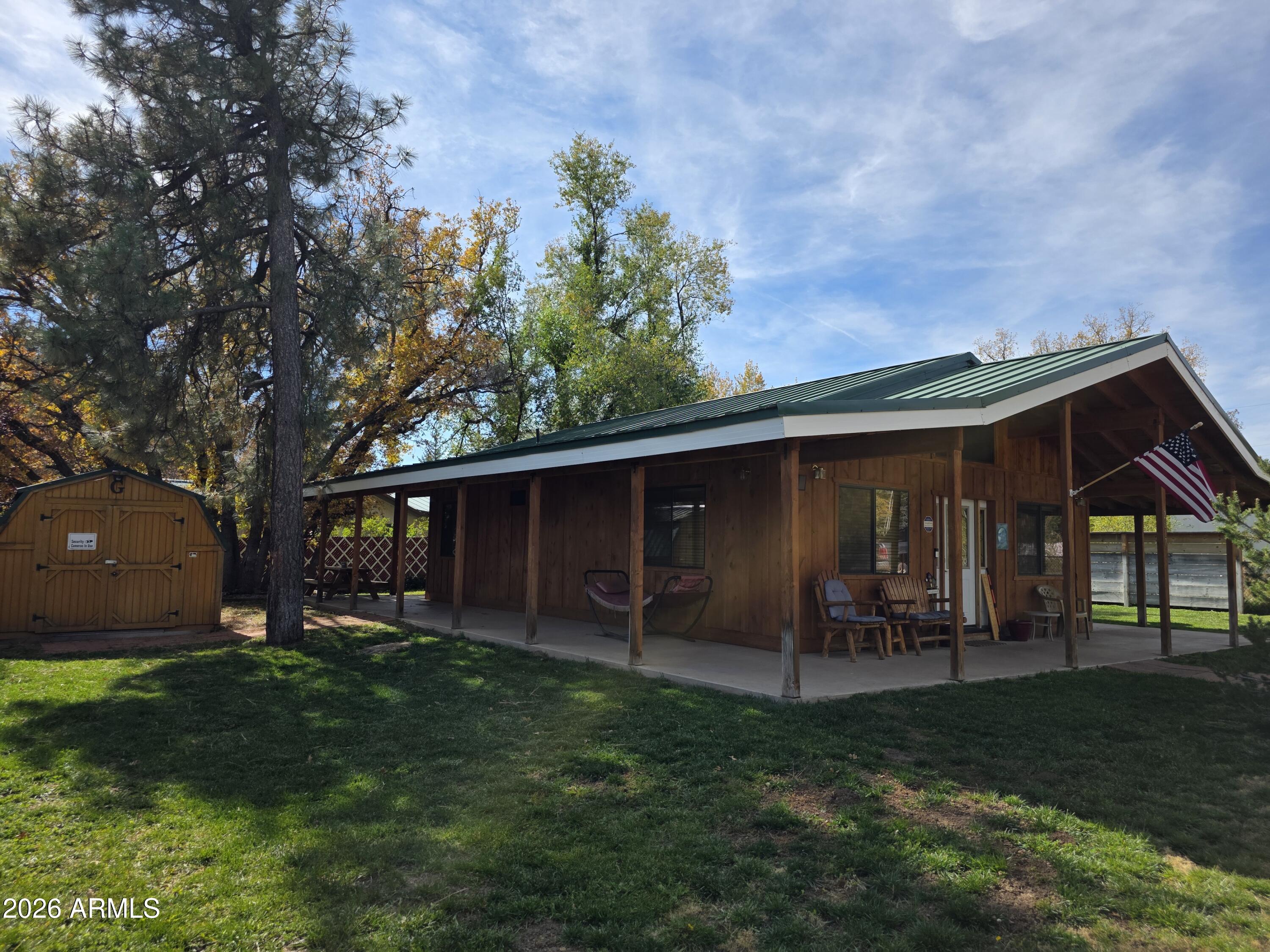 WEST LAKE PARK - Residential