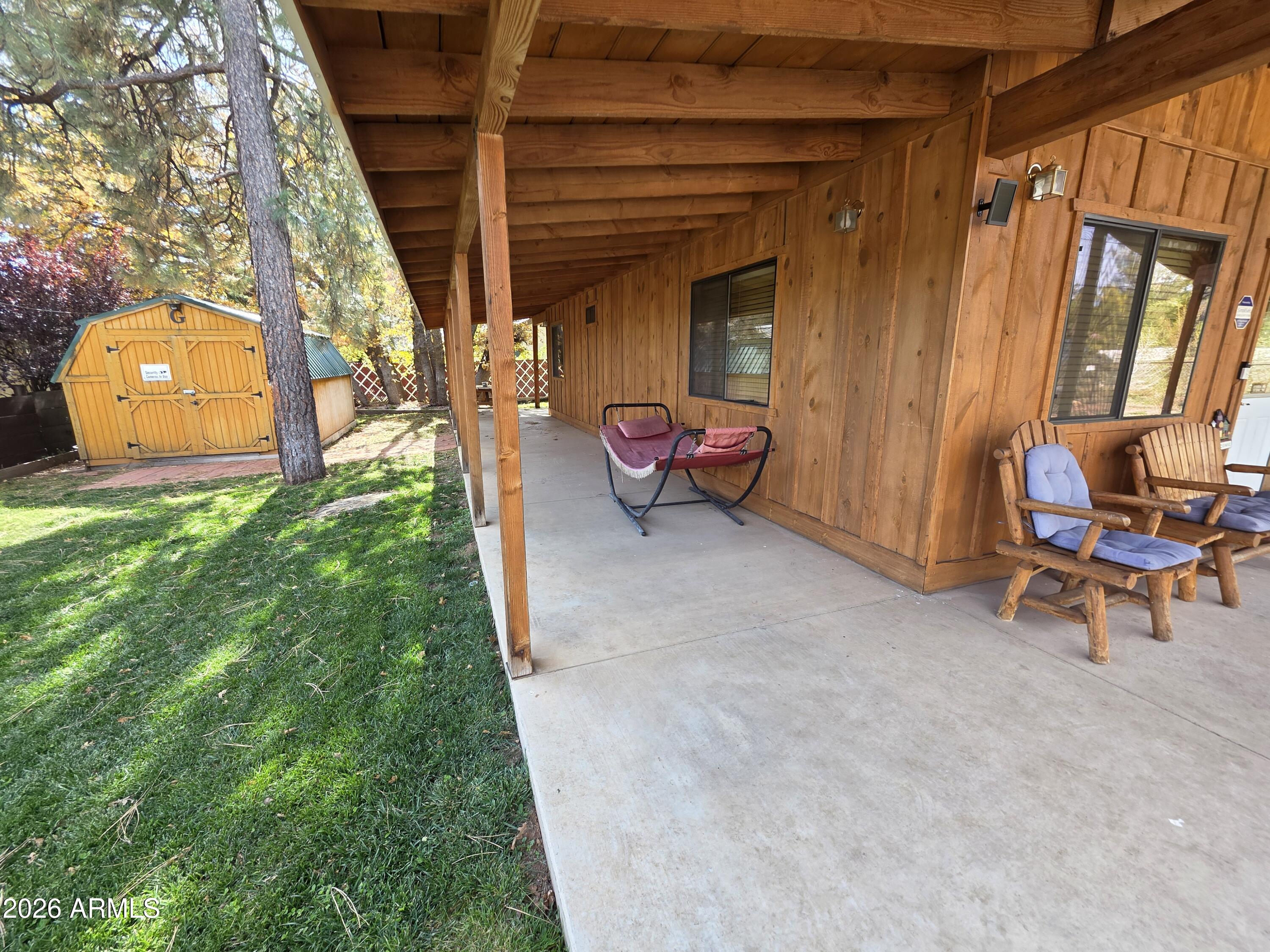 WEST LAKE PARK - Residential