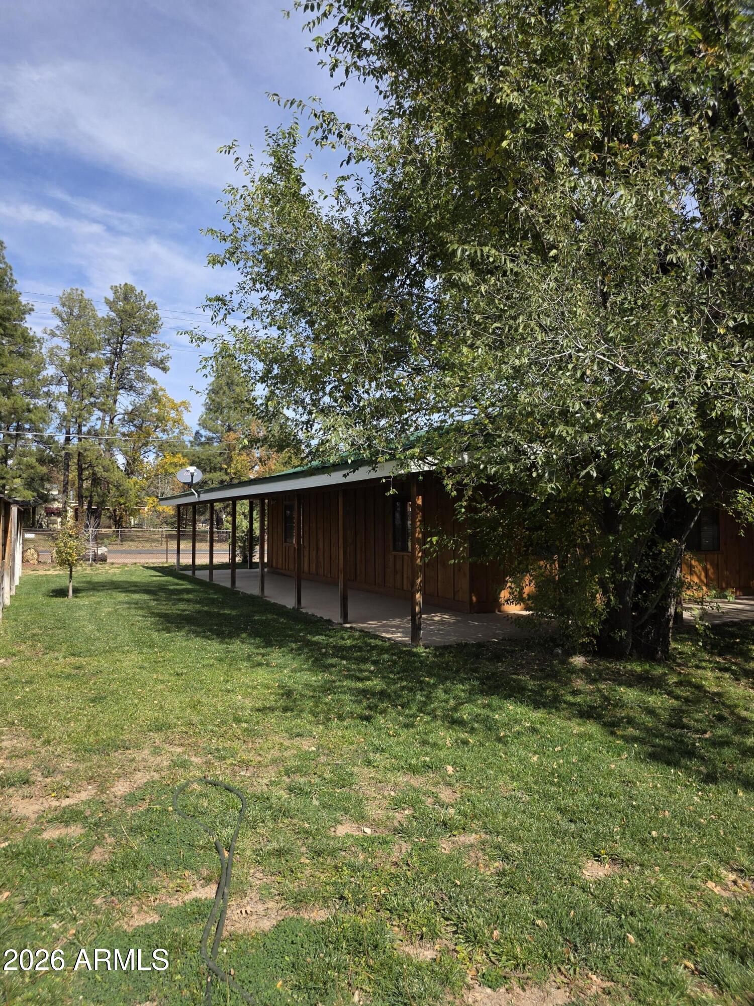 WEST LAKE PARK - Residential