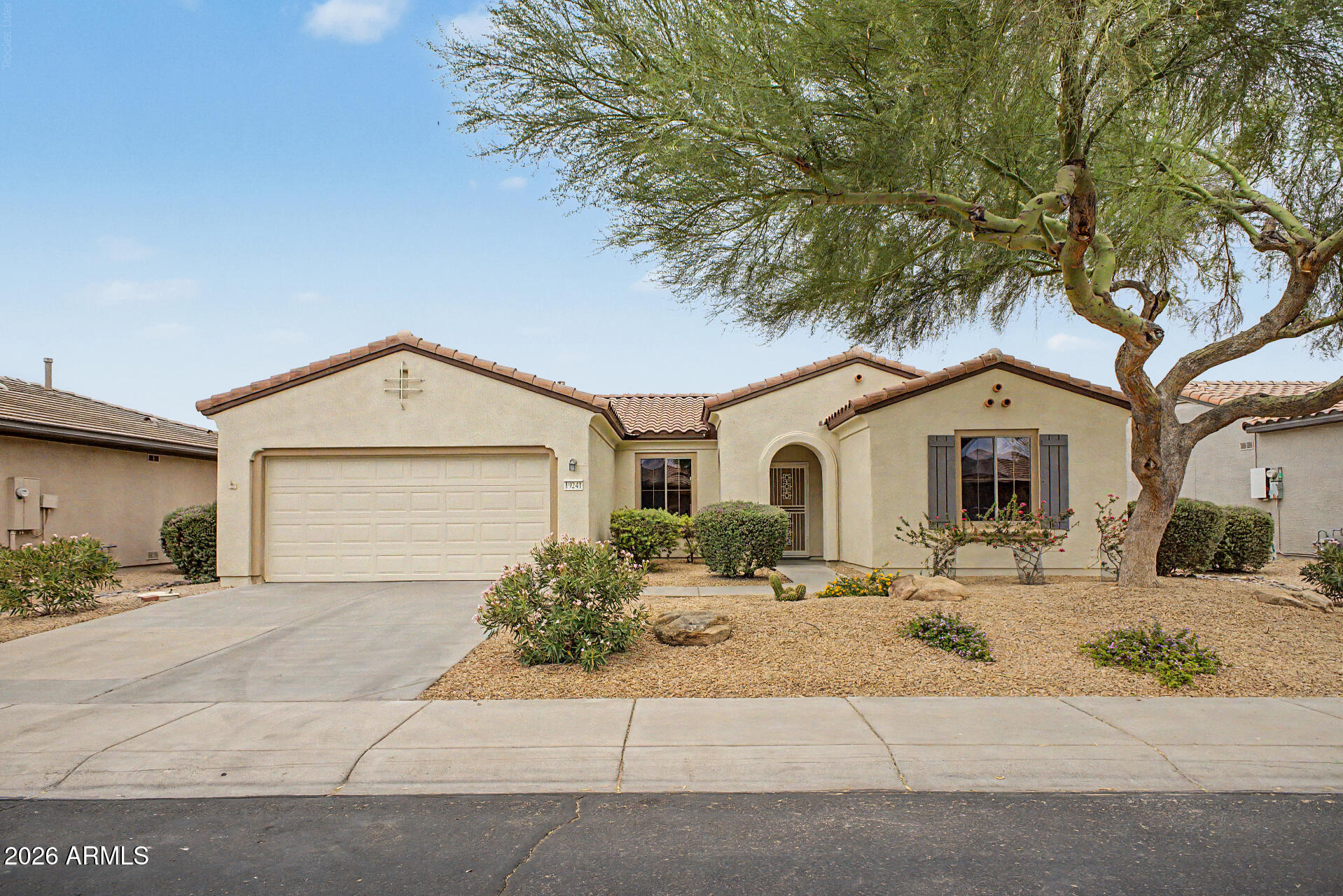Must see remodeled home that is move in ready! New kitchen cabinets and non-laminate quartz countertops and black appliance package. Open floor plan with new flooring and interior paint. New vanities and newly tiled primary bathroom. Low maintenance backyard with a putting green.