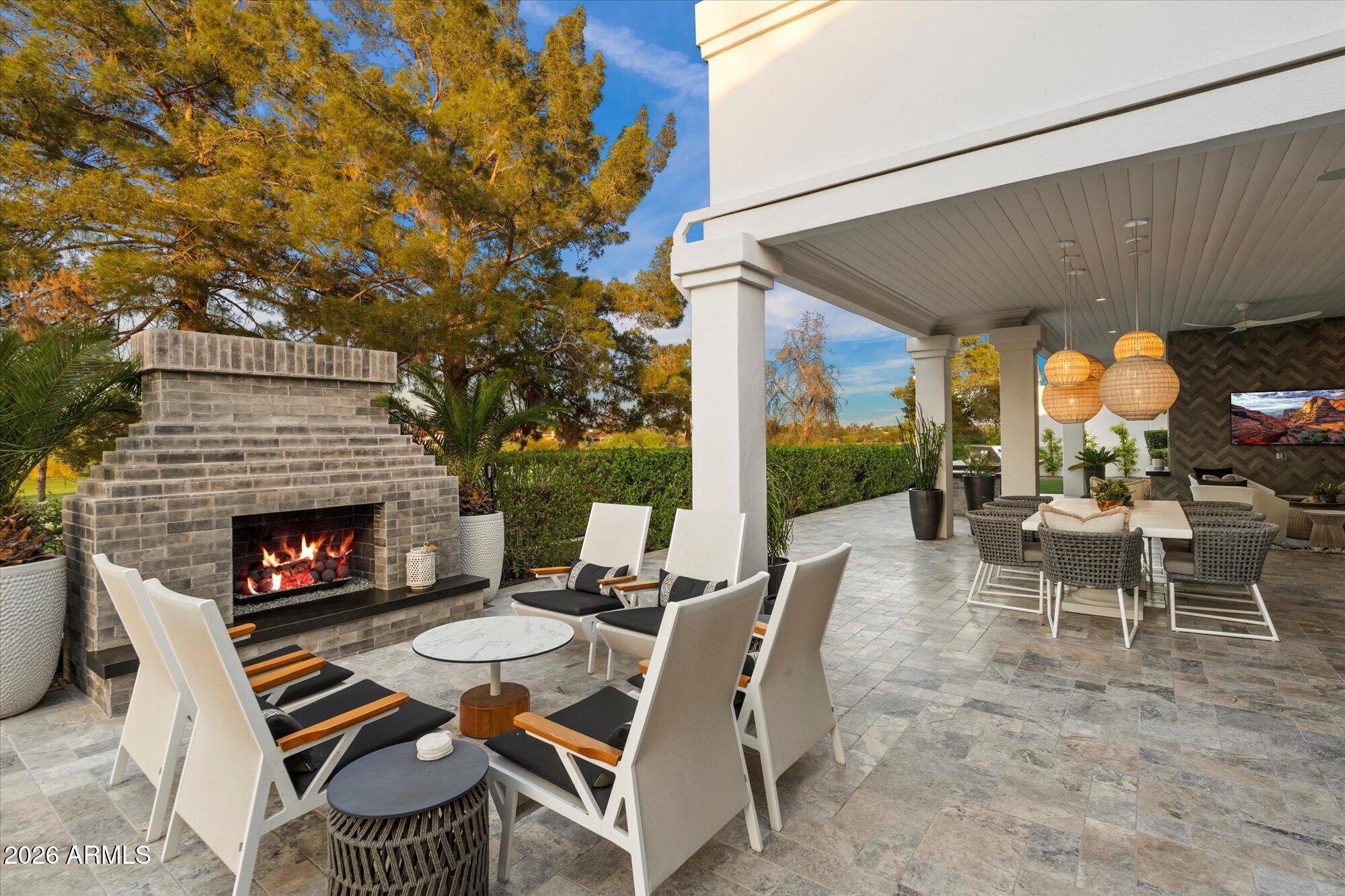 CAMELBACK COUNTRY ESTATES UNIT 4 - Residential