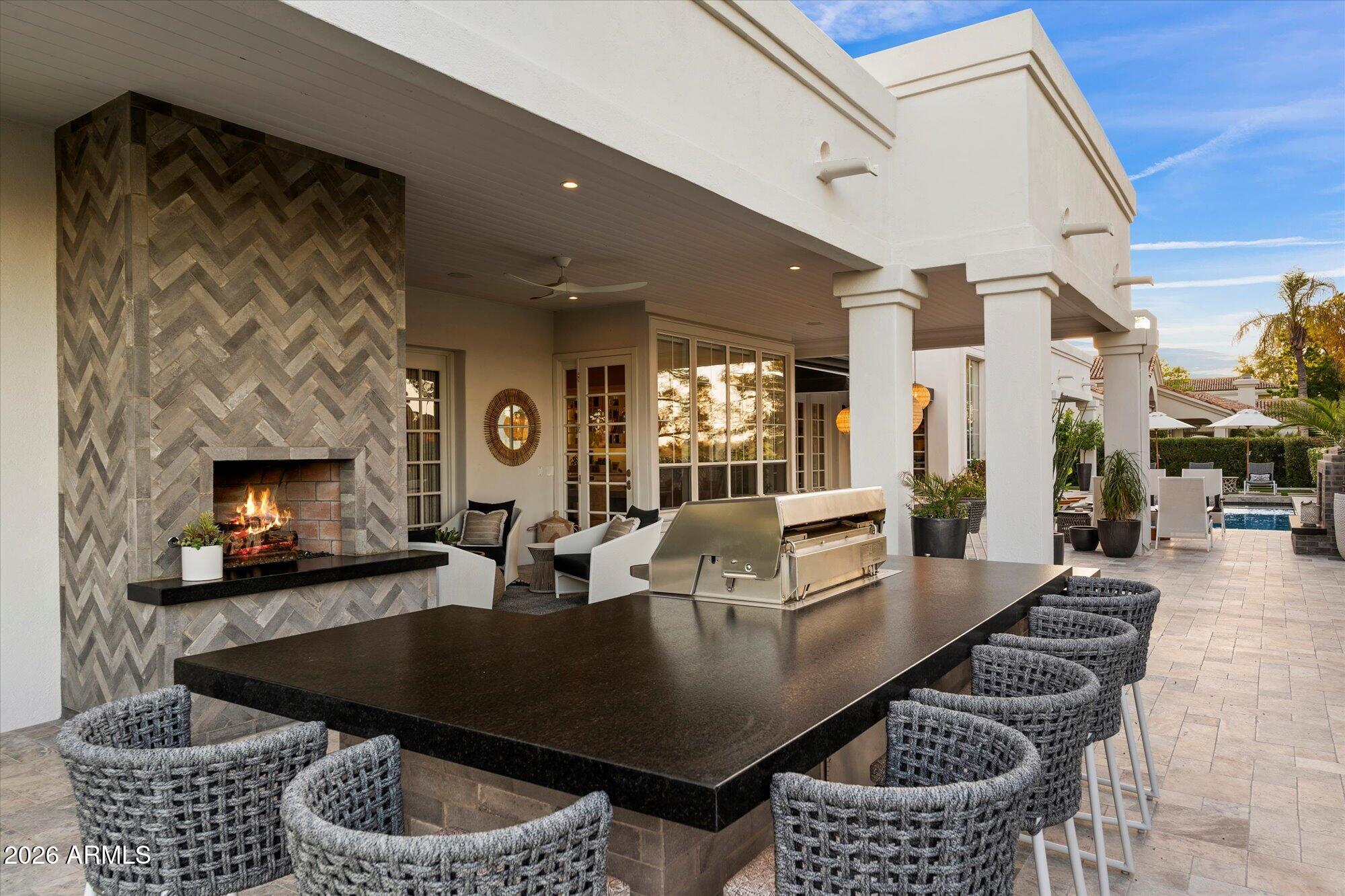 CAMELBACK COUNTRY ESTATES UNIT 4 - Residential