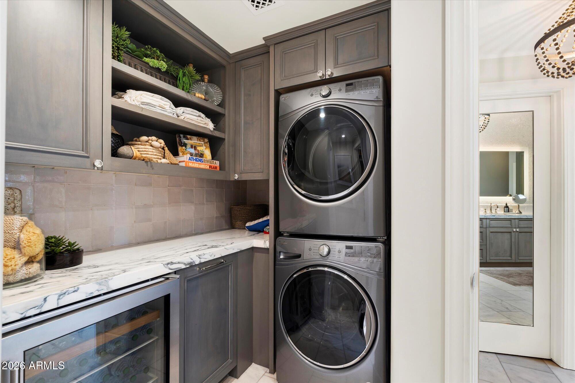 CAMELBACK COUNTRY ESTATES UNIT 4 - Residential