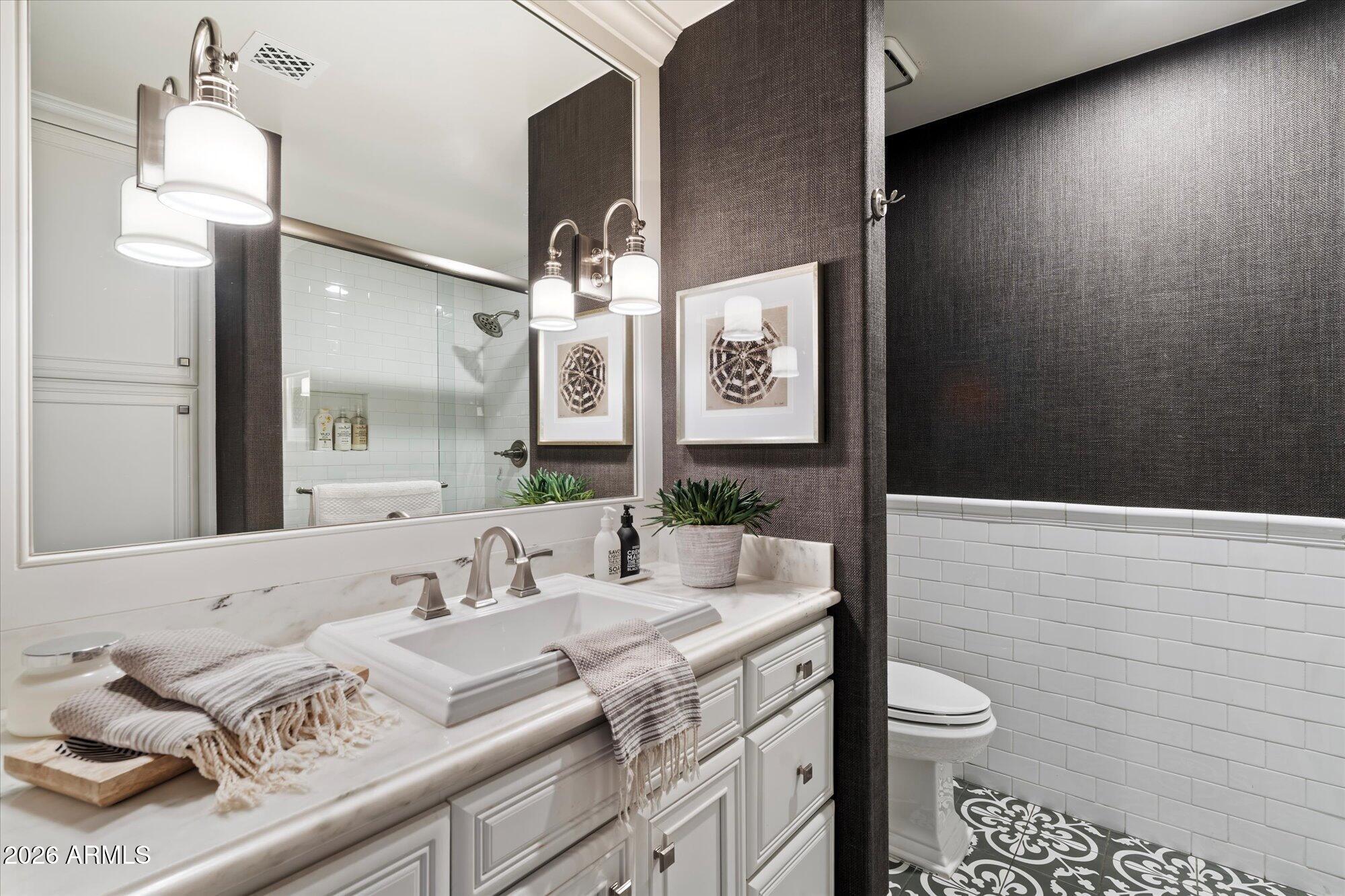 CAMELBACK COUNTRY ESTATES UNIT 4 - Residential