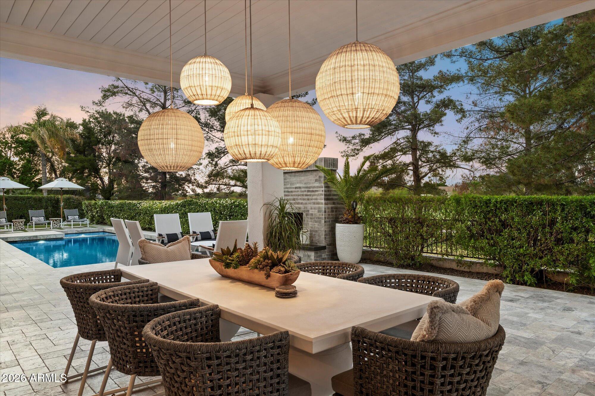 CAMELBACK COUNTRY ESTATES UNIT 4 - Residential