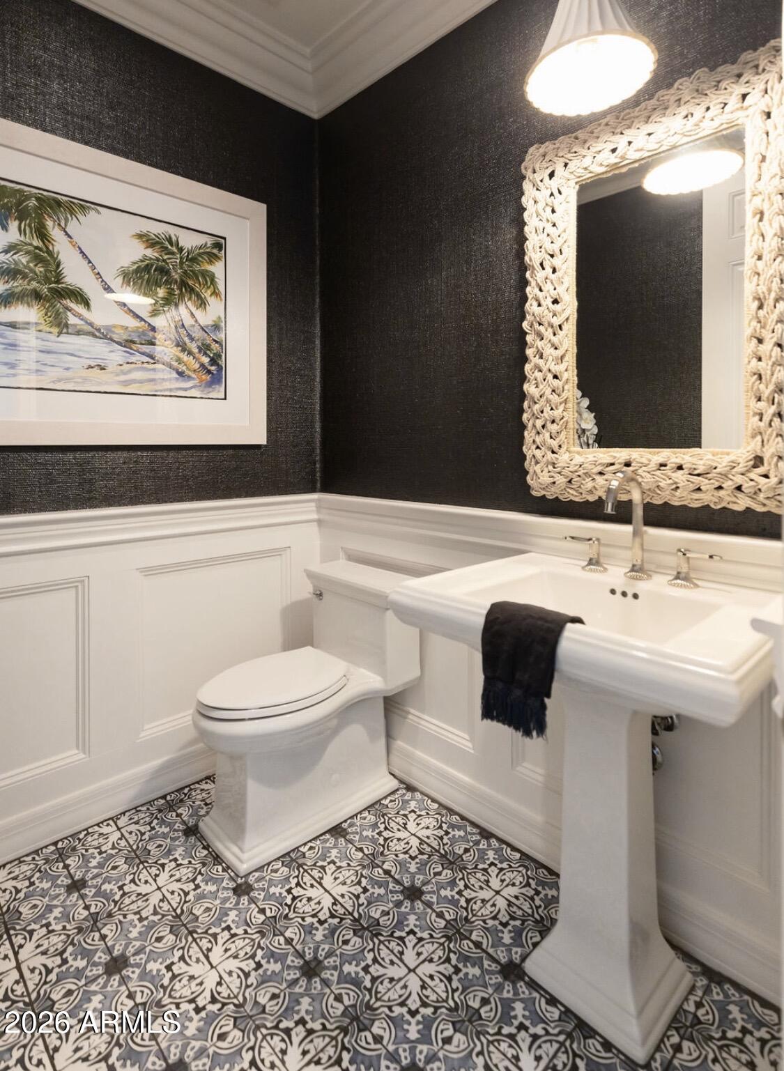 CAMELBACK COUNTRY ESTATES UNIT 4 - Residential