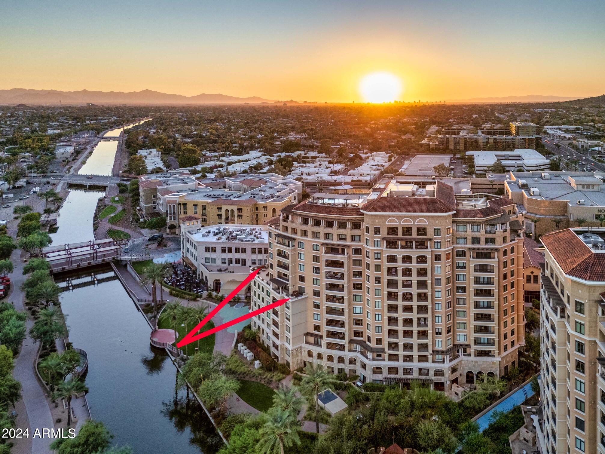 SCOTTSDALE WATERFRONT RESIDENCES - Residential