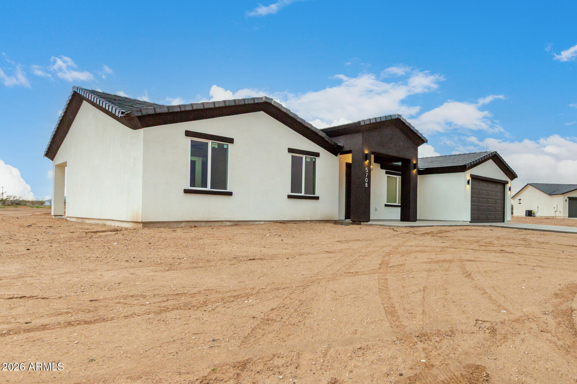 COYOTE RIDGE - Residential