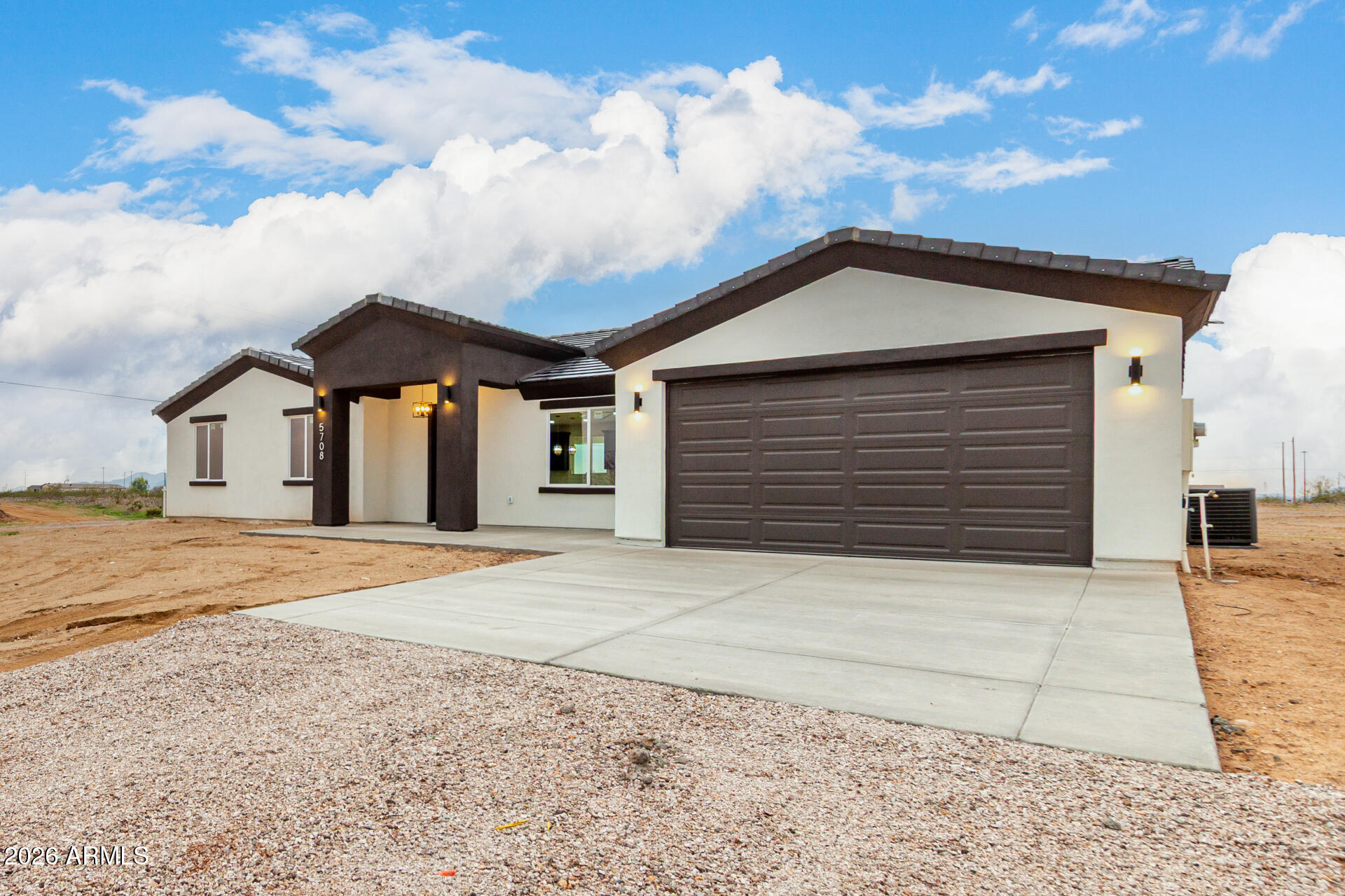 COYOTE RIDGE - Residential