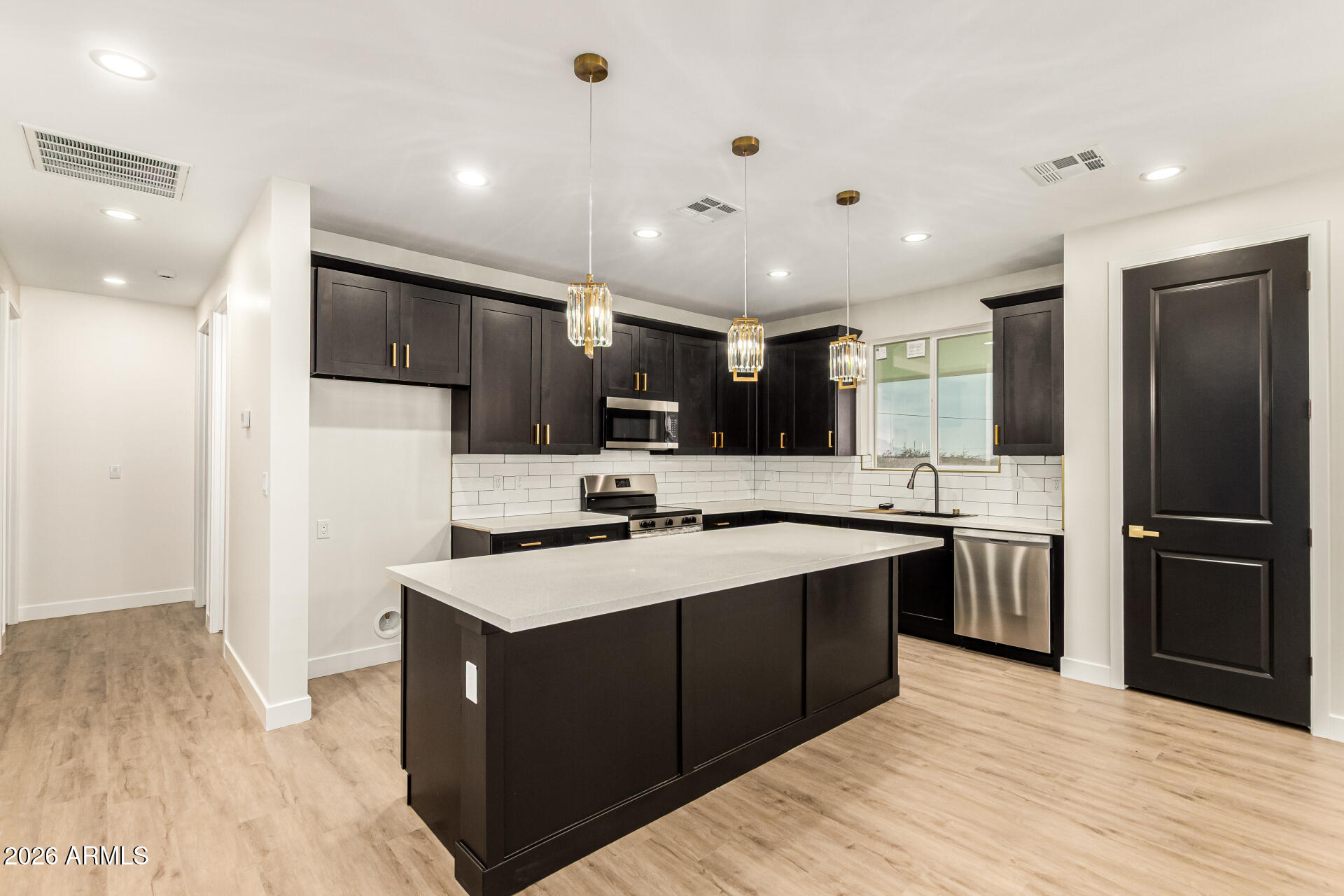 COYOTE RIDGE - Residential