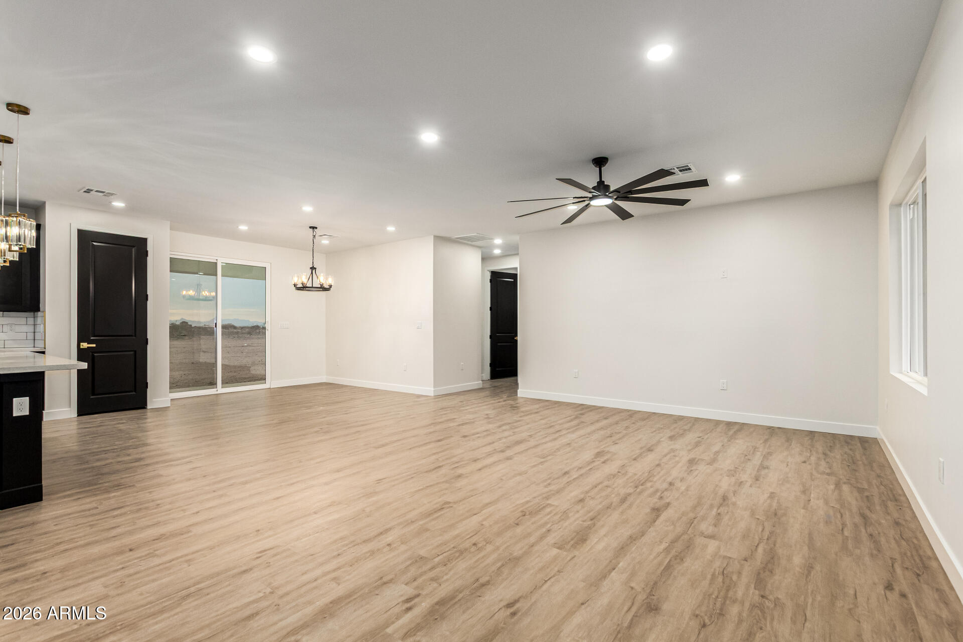 COYOTE RIDGE - Residential