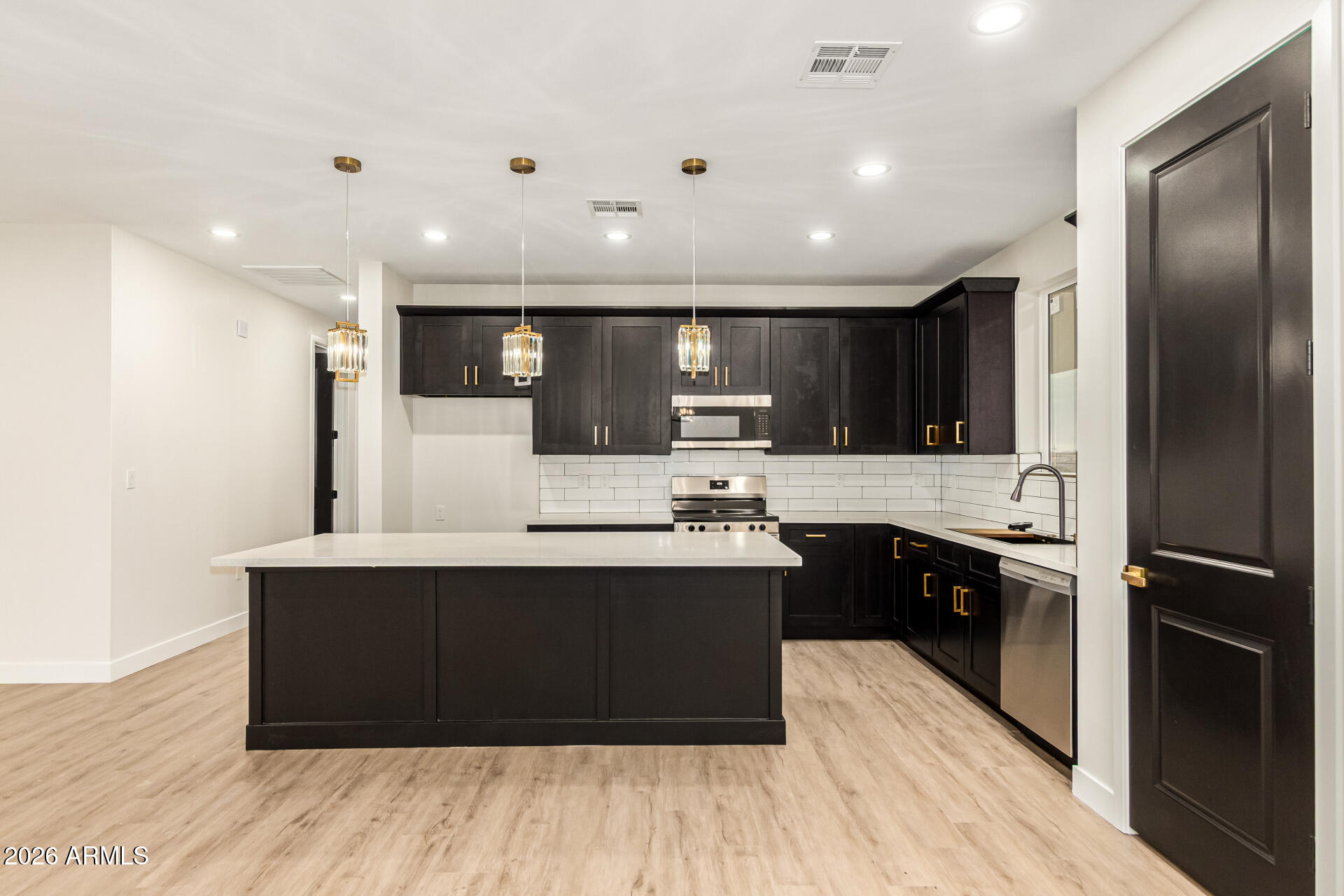 COYOTE RIDGE - Residential