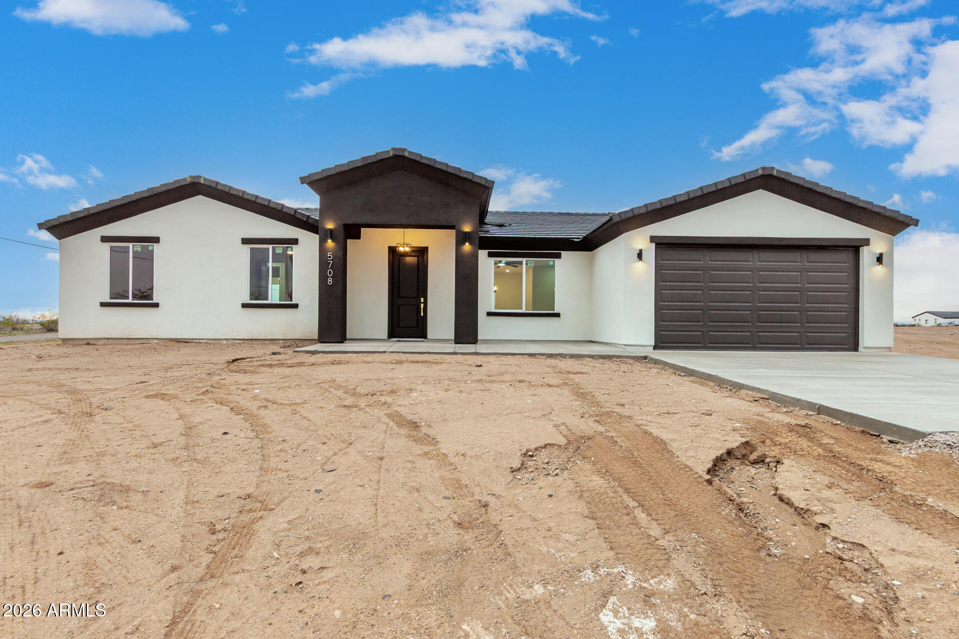 COYOTE RIDGE - Residential