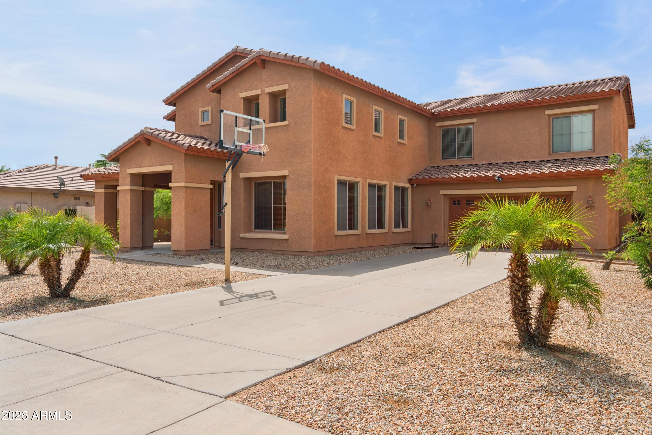 PALM VALLEY PHASE 2 PARCEL 1 - Residential