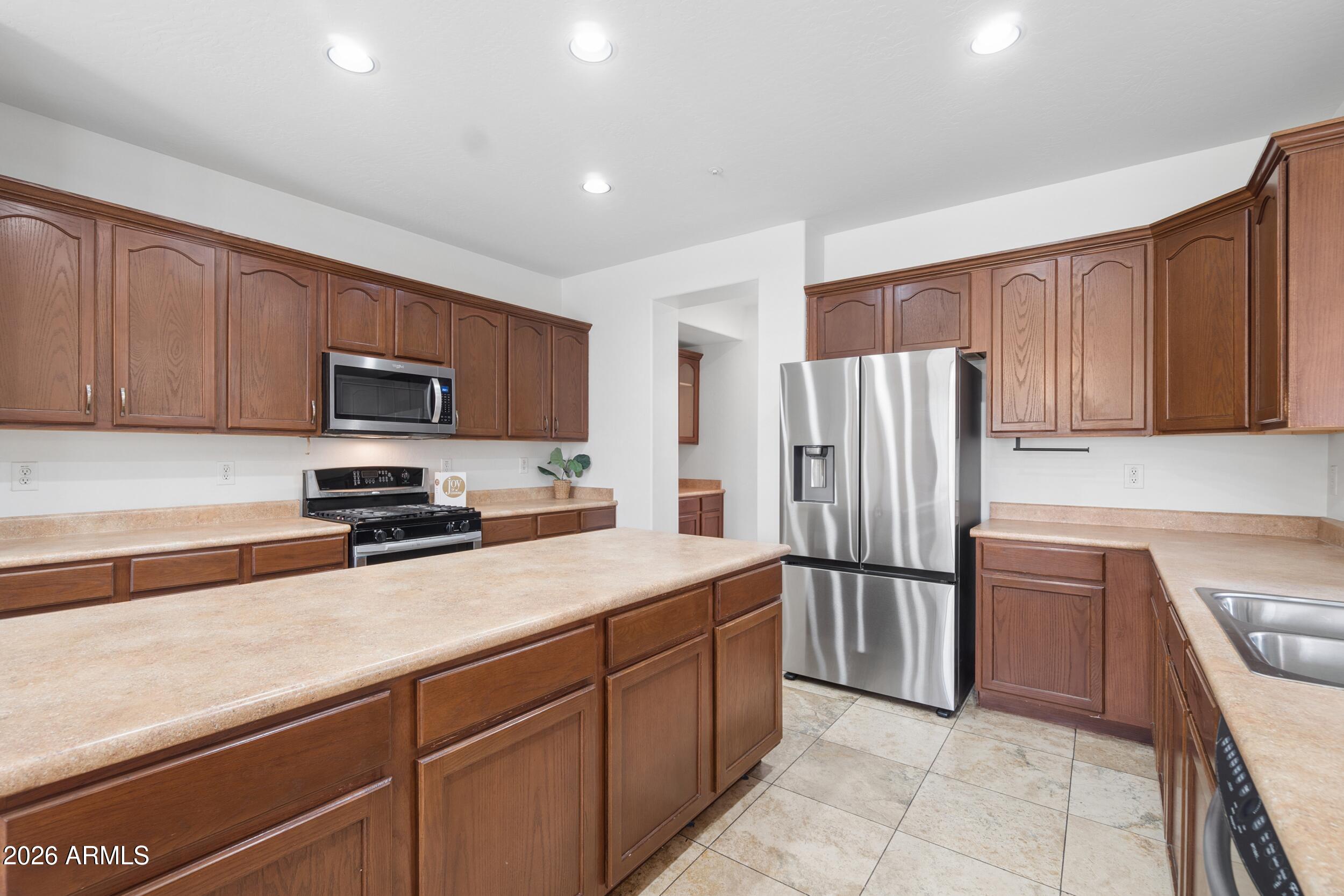 PALM VALLEY PHASE 2 PARCEL 1 - Residential