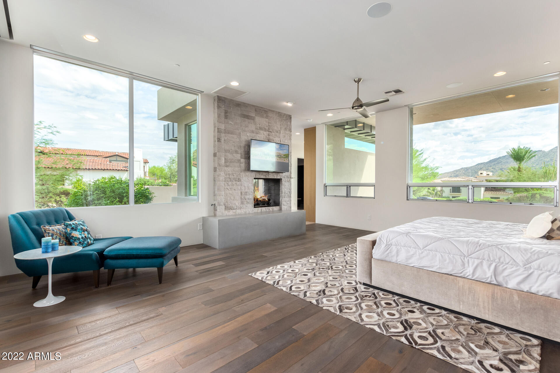 CLUB ESTATES - Residential