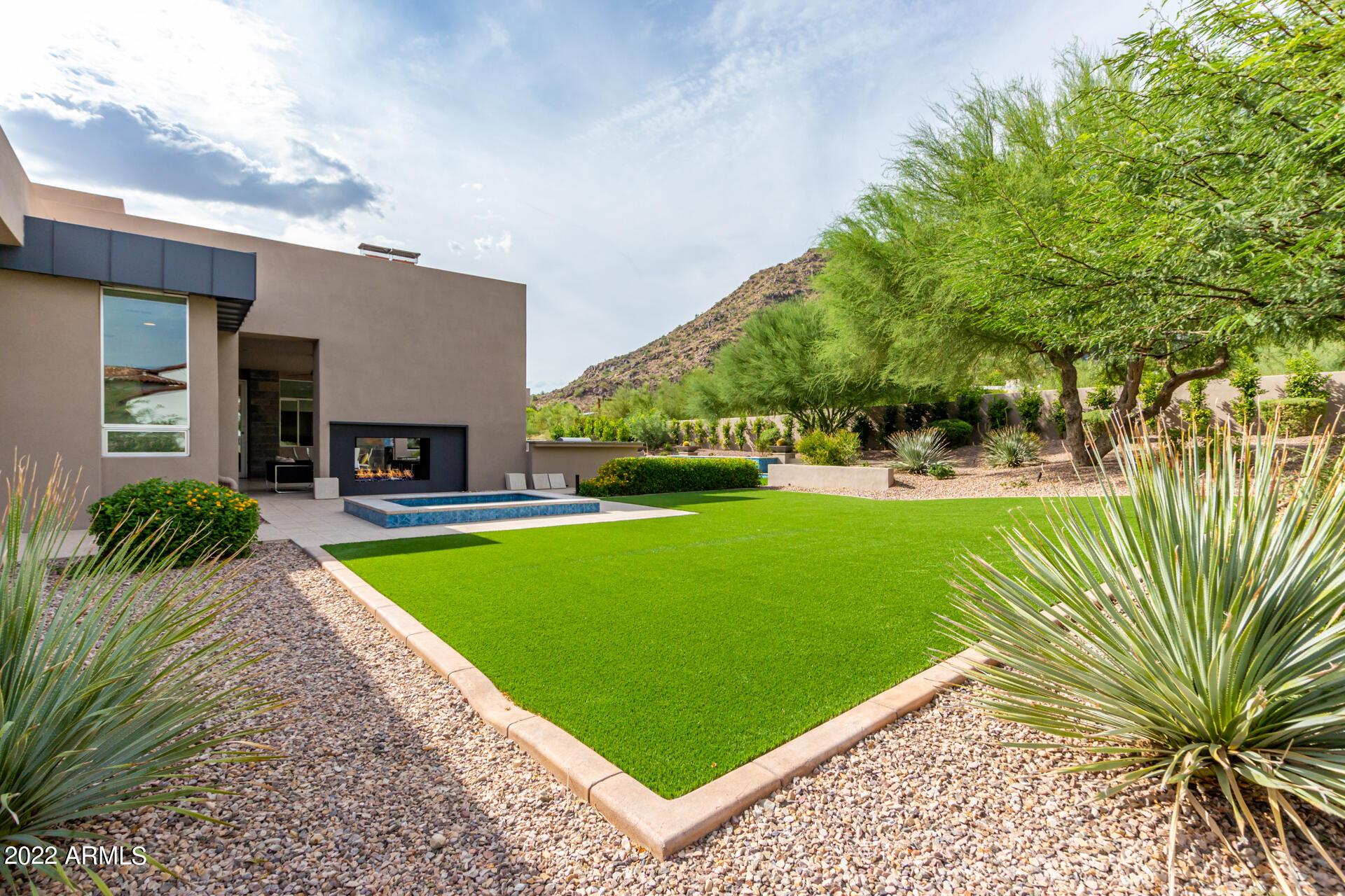 CLUB ESTATES - Residential