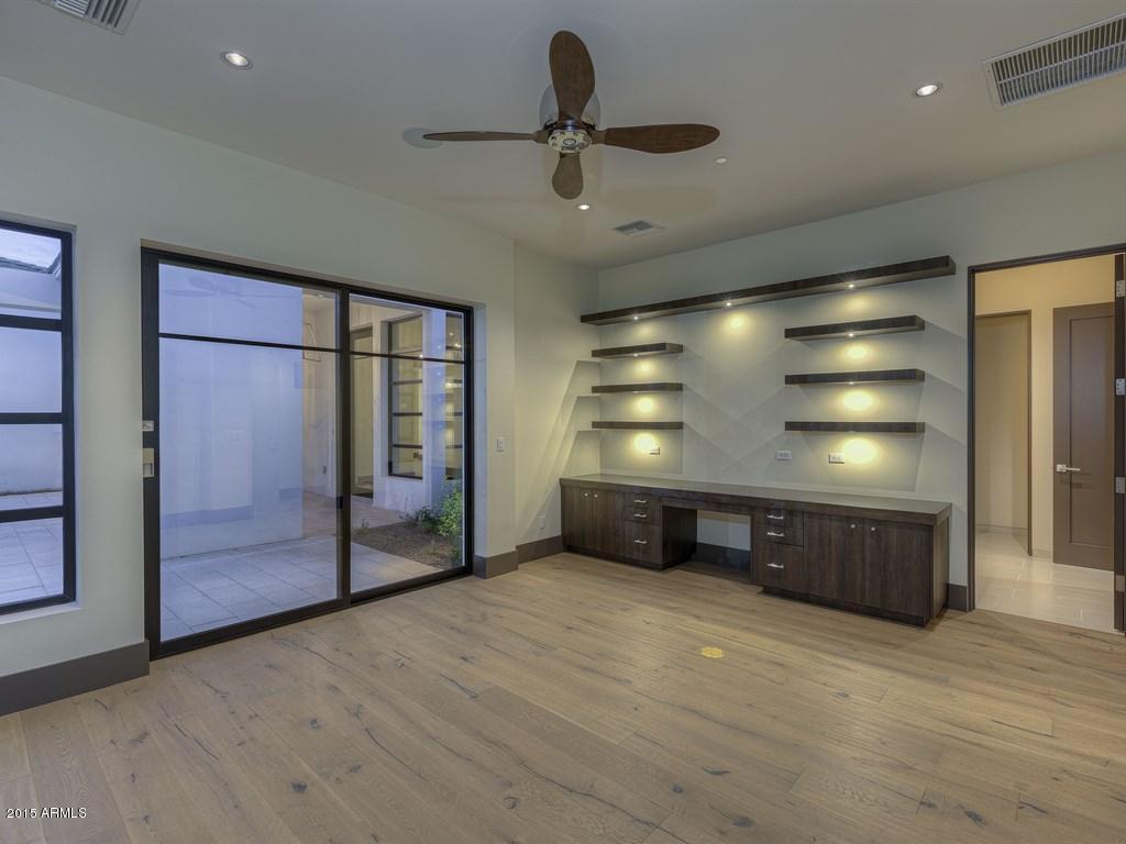 PARADISE VALLEY FARMS - Residential