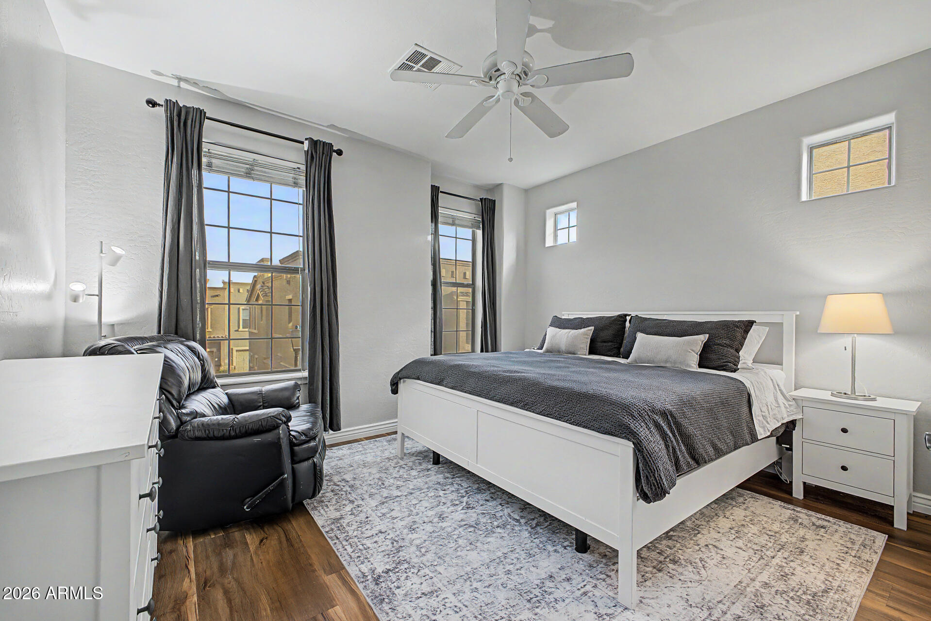 Strada Townhomes - Residential